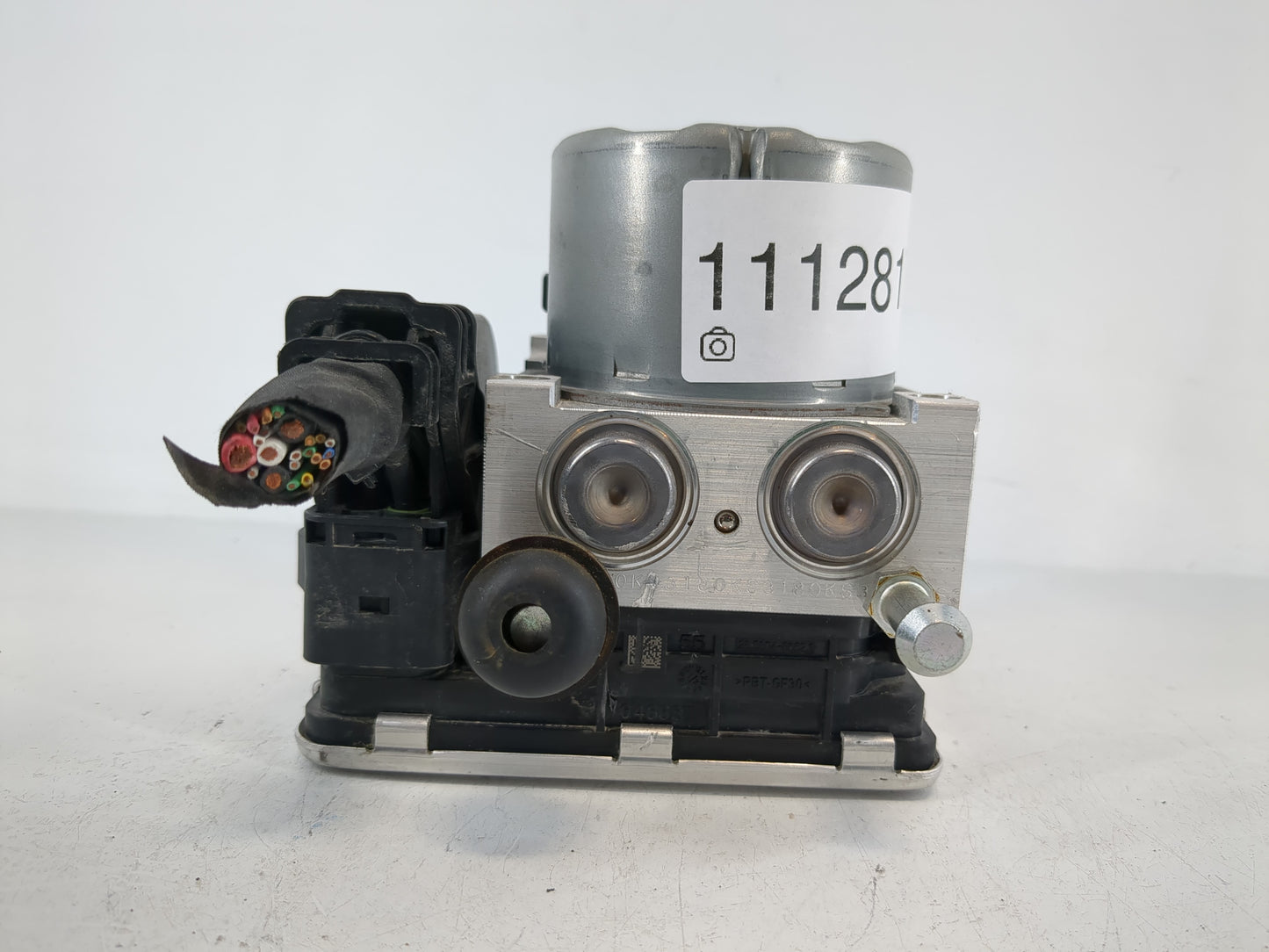 2022 Hyundai Kona ABS Pump Control Module Replacement Fits OEM Used Auto Parts - Oemusedautoparts1.com