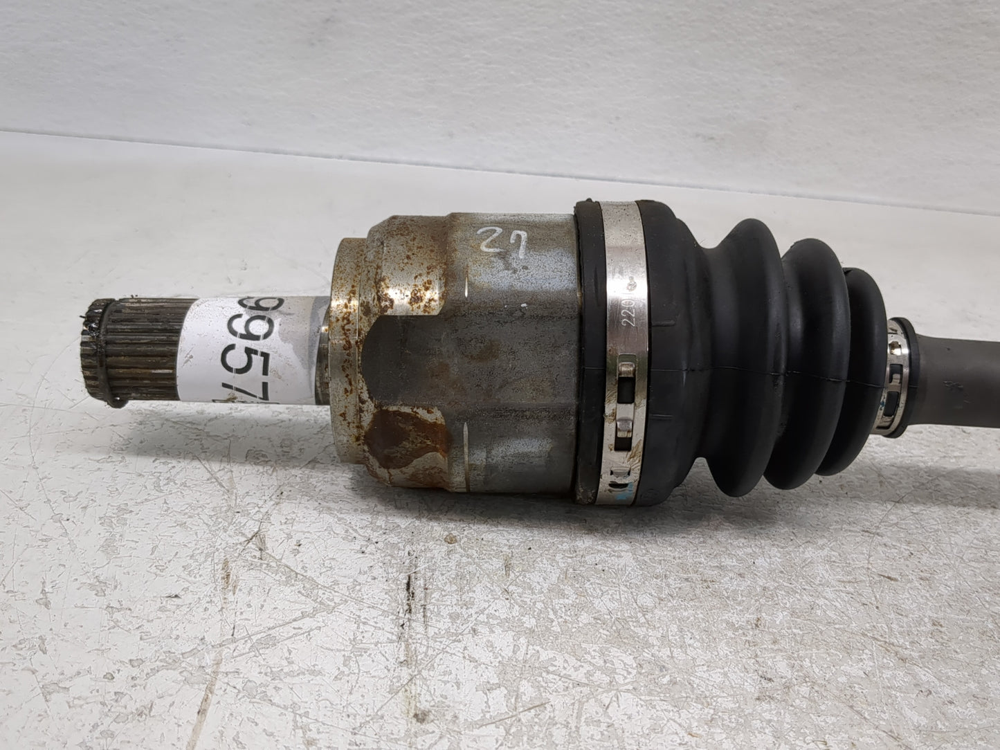 2022-2022 Hyundai Kona Axle Shaft Front Driver Cv C/v - Oemusedautoparts1.com