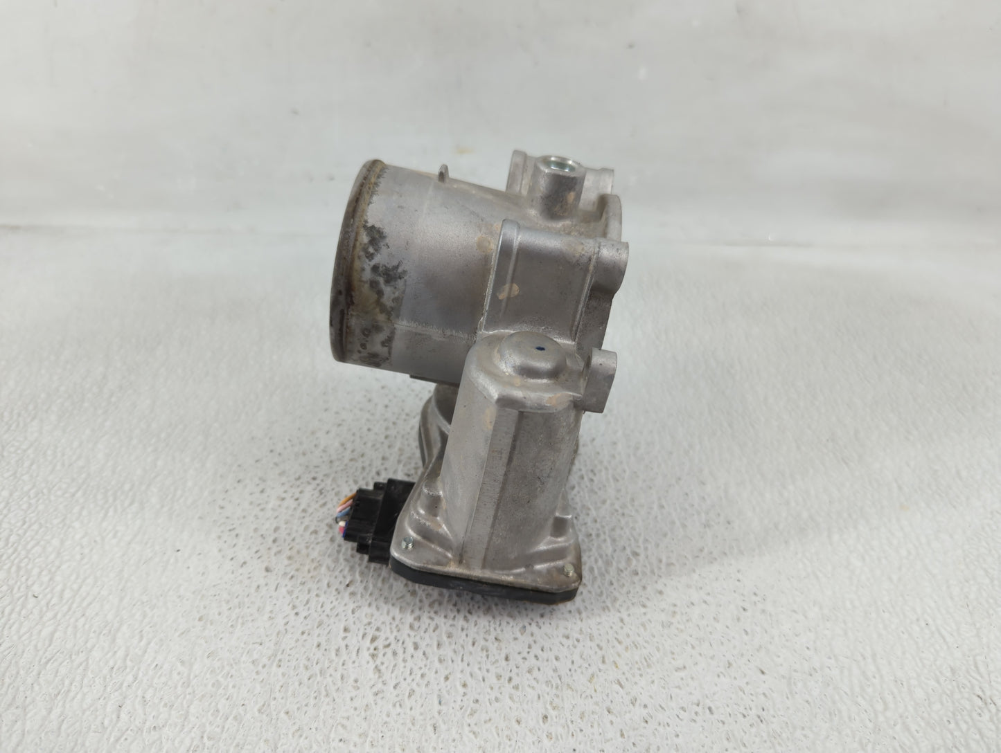 2022 Hyundai Kona Throttle Body P/N:35100-2J410 Fits Fits 2021 OEM Used Auto Parts - Oemusedautoparts1.com