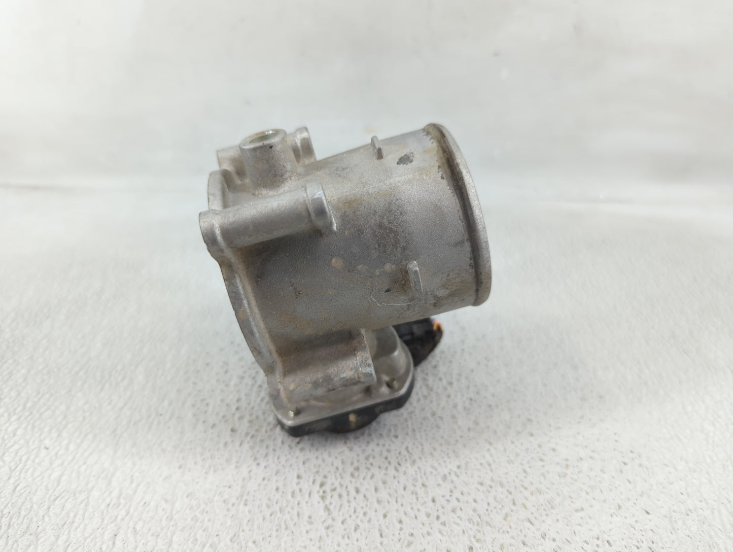 2022 Hyundai Kona Throttle Body P/N:35100-2J410 Fits Fits 2021 OEM Used Auto Parts - Oemusedautoparts1.com