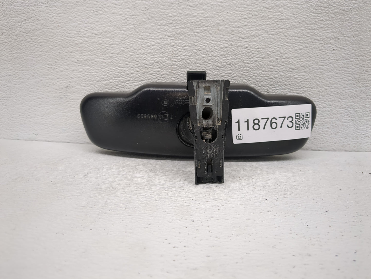 2018-2022 Hyundai Kona Interior Rear View Mirror Replacement OEM Fits Fits 2018 2019 2020 2021 2022 OEM Used Auto Parts - Oe