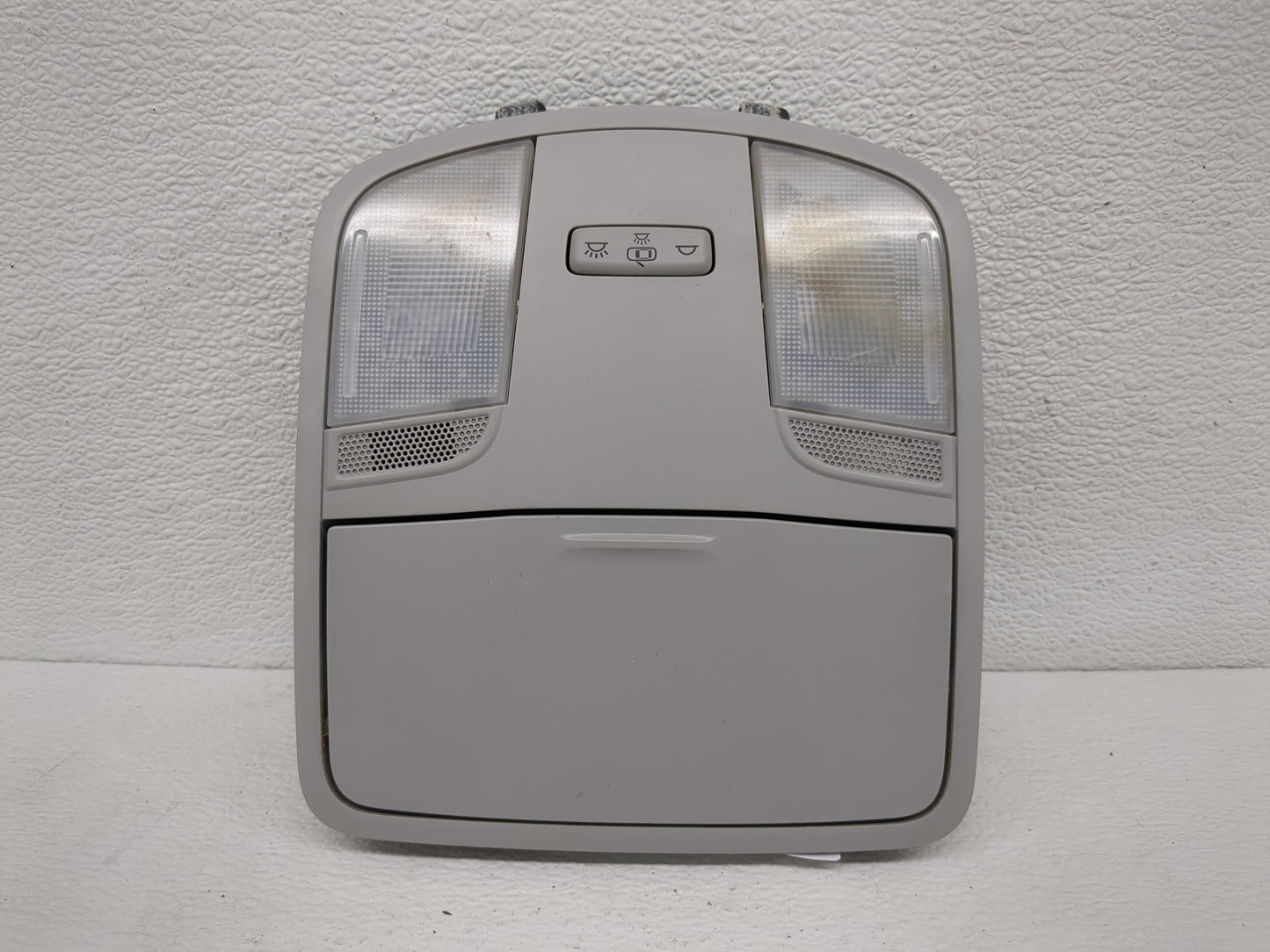 2022 Hyundai Kona Overhead Roof Console - Oemusedautoparts1.com