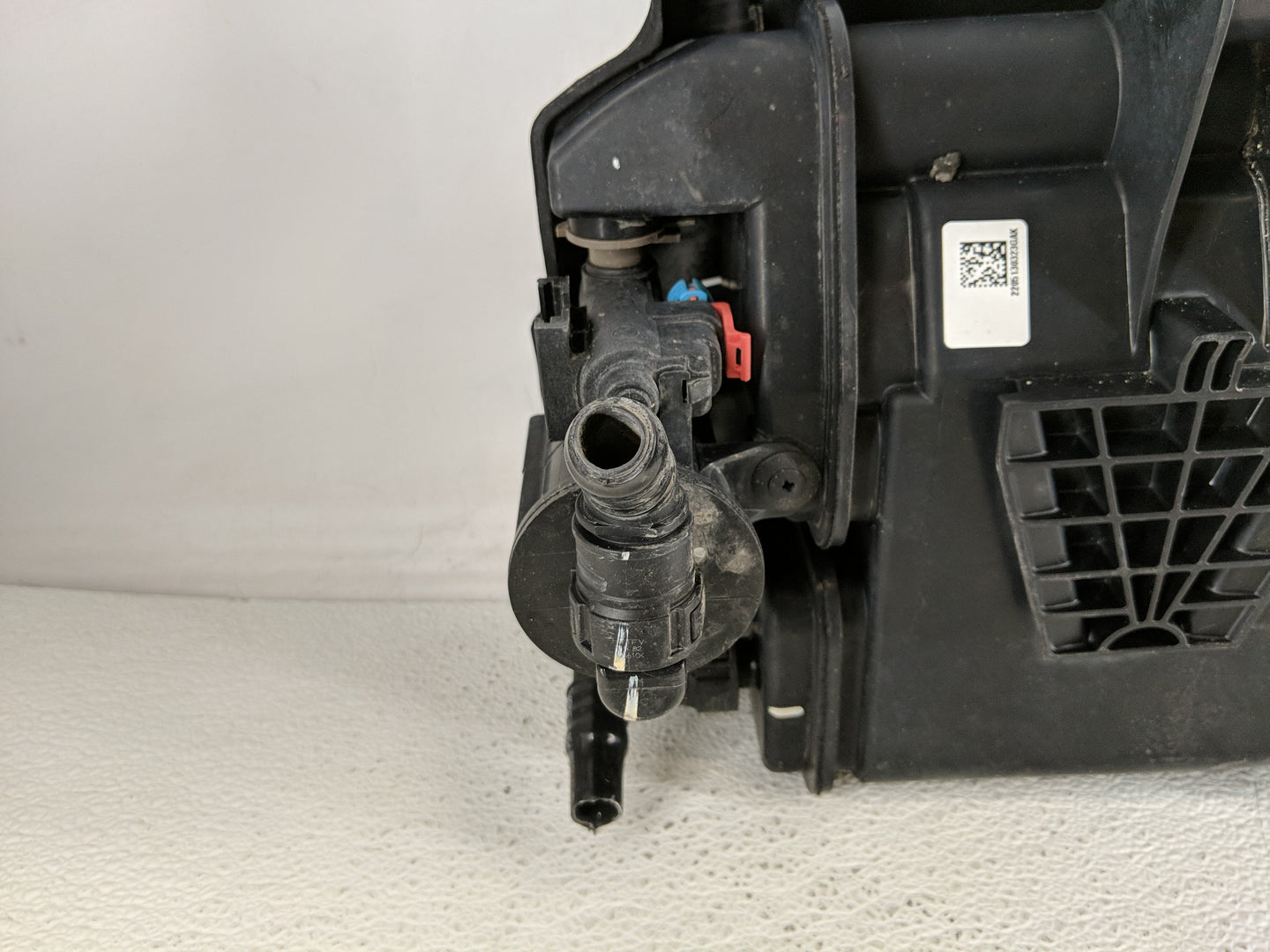 2022 Hyundai Kona Fuel Vapor Charcoal Canister - Oemusedautoparts1.com