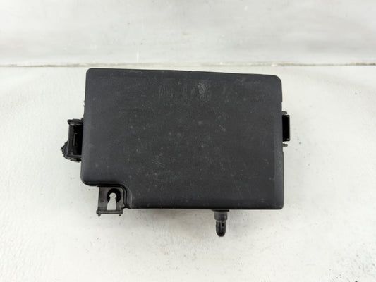2022 Hyundai Kona Fusebox Fuse Box Panel Relay Module P/N:91956-J9220 Fits OEM Used Auto Parts - Oemusedautoparts1.com