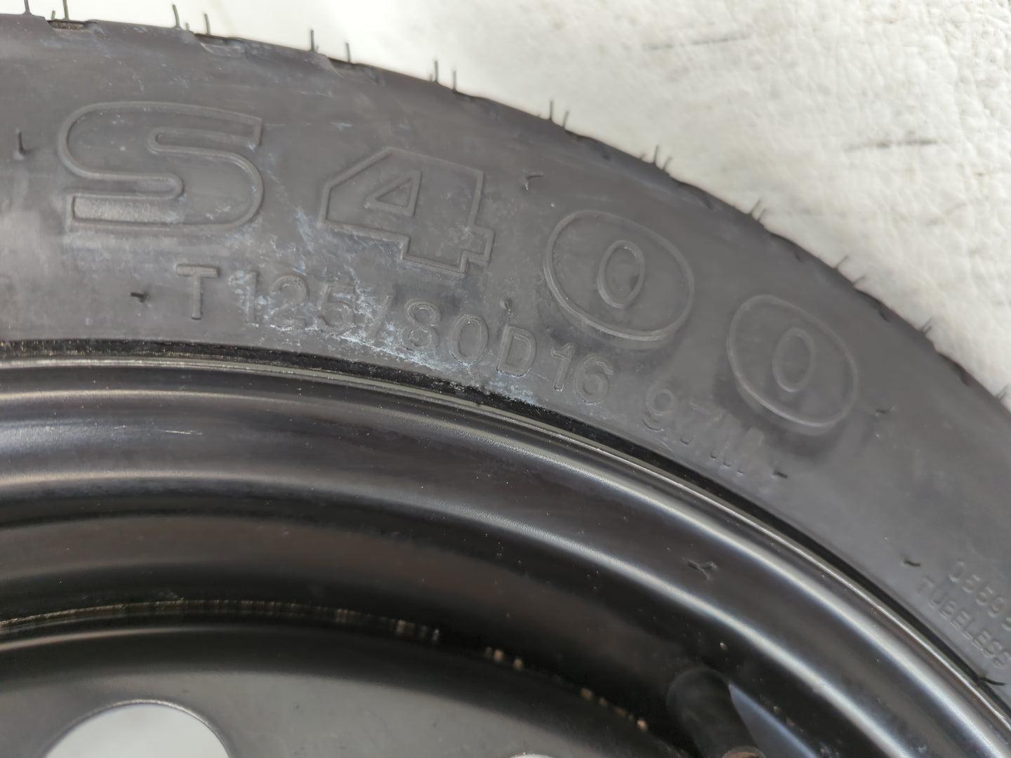 2018-2022 Hyundai Kona Spare Donut Tire Wheel Rim Oem - Oemusedautoparts1.com