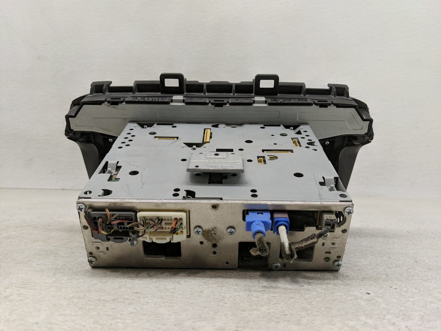2022 Hyundai Kona Radio AM FM Cd Player Receiver Replacement P/N:96160J9630NVC Fits OEM Used Auto Parts - Oemusedautoparts1.