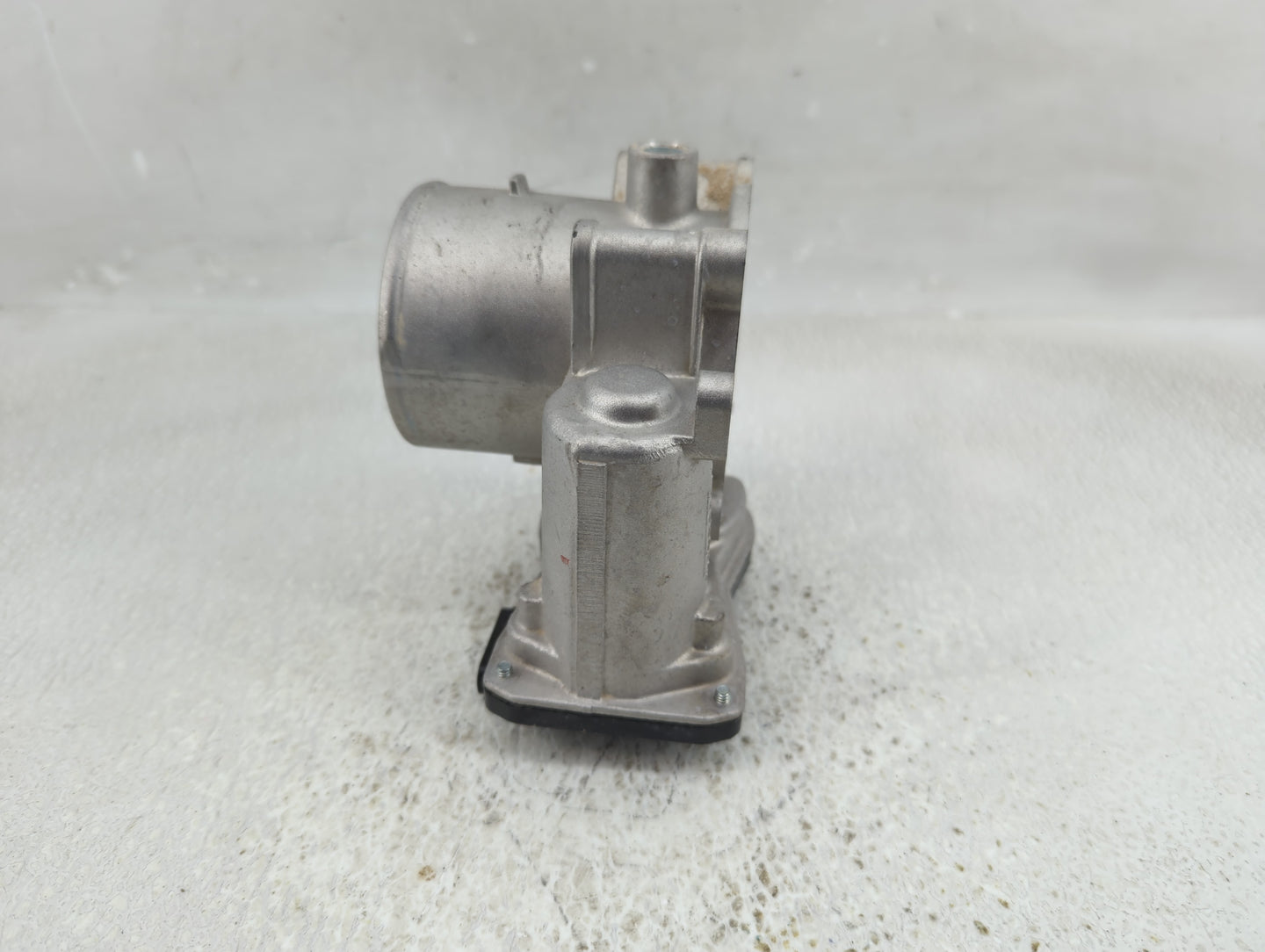 2022 Hyundai Kona Throttle Body P/N:6270 03E12 35100-2J410 Fits Fits 2021 OEM Used Auto Parts - Oemusedautoparts1.com