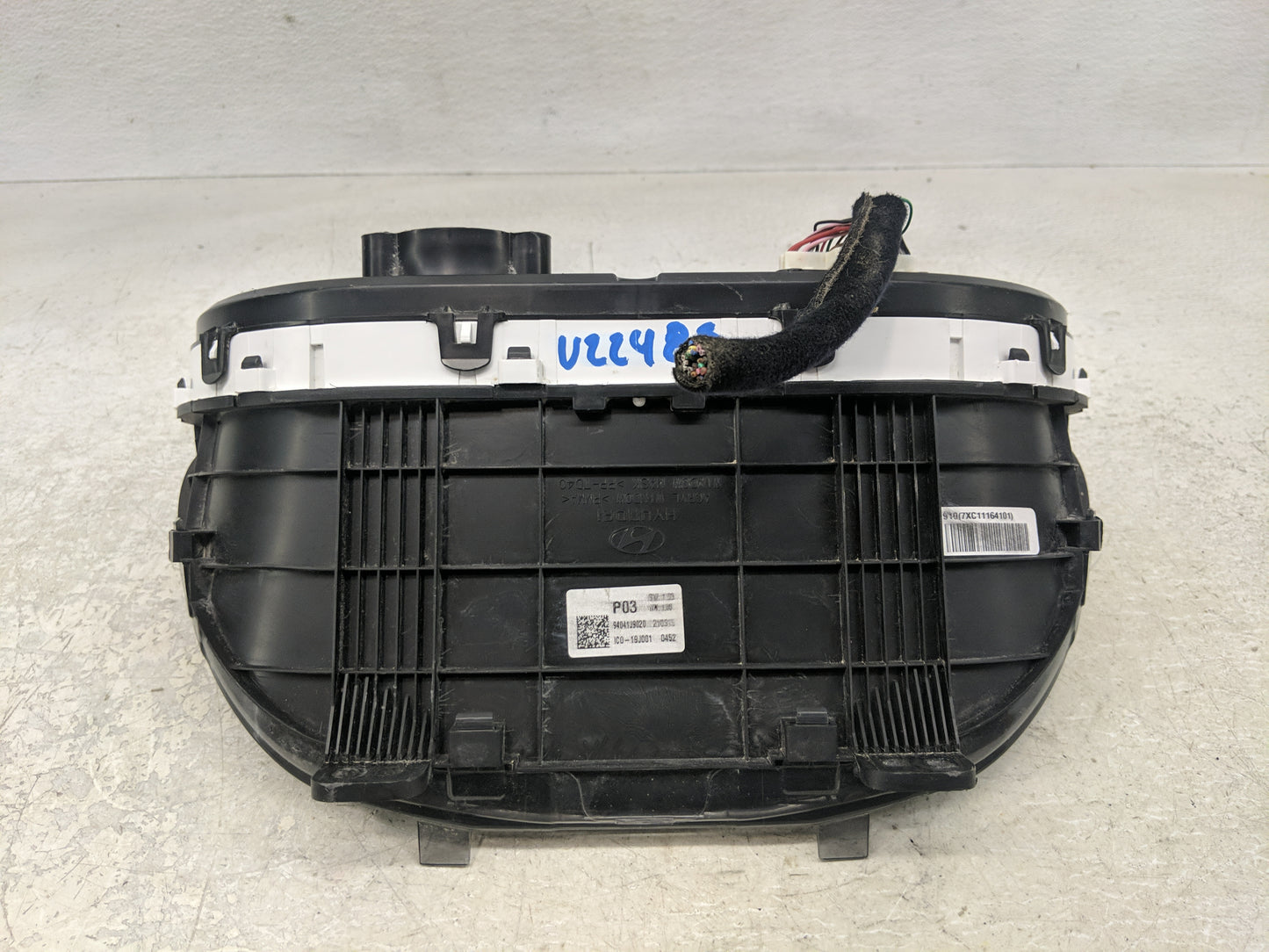 2022 Hyundai Kona Instrument Cluster Speedometer Gauges P/N:94041J9020 Fits OEM Used Auto Parts - Oemusedautoparts1.com