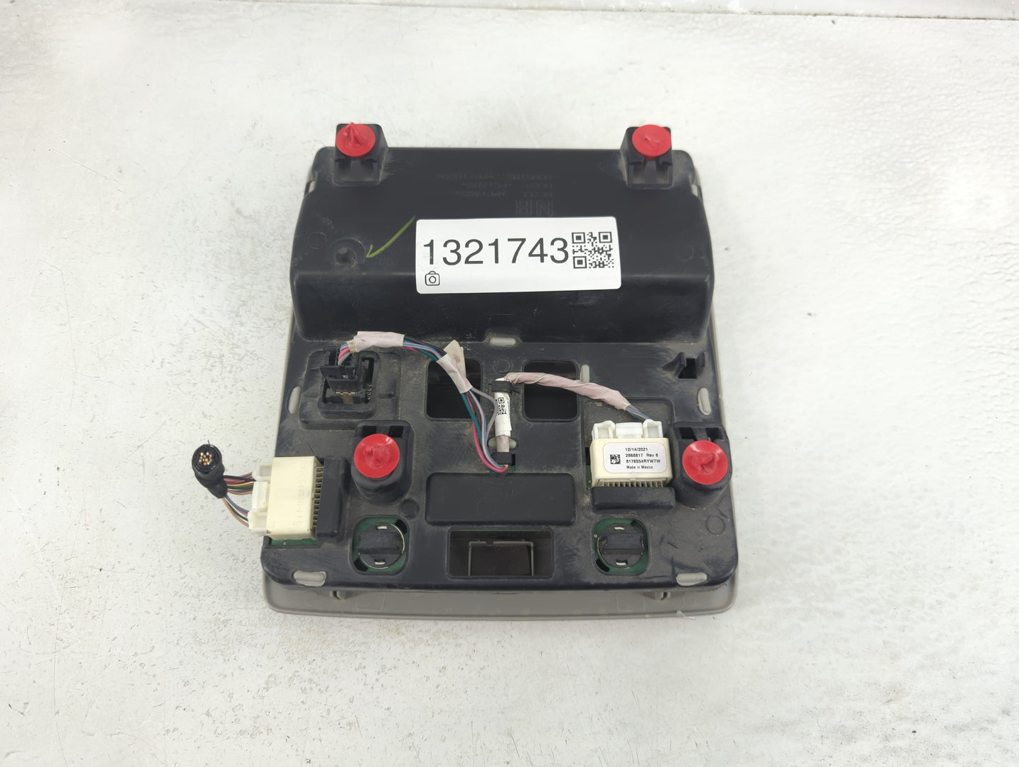 2018-2022 Hyundai Kona Overhead Roof Console 1321743 - Oemusedautoparts1.com