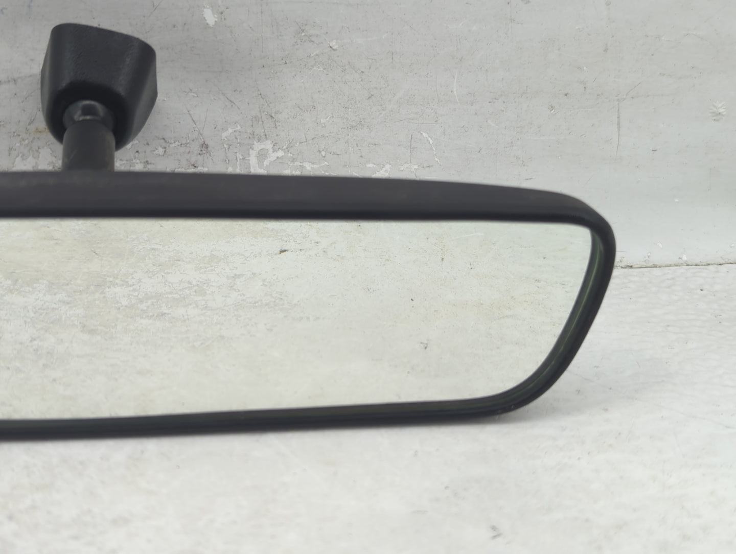 2018-2022 Hyundai Kona Interior Rear View Mirror Replacement OEM P/N:E13049896 Fits Fits 2018 2019 2020 2021 2022 OEM Used A