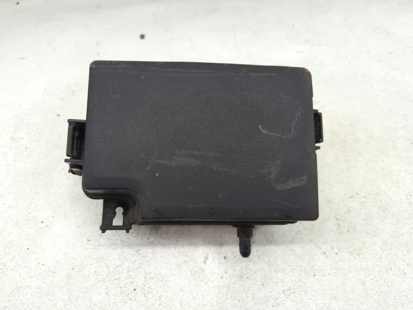 2022 Hyundai Kona Fusebox Fuse Box Panel Relay Module P/N:91956-J9220 Fits OEM Used Auto Parts - Oemusedautoparts1.com