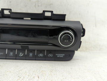 2022 Hyundai Kona Climate Control Module Temperature AC/Heater Replacement P/N:97250-J9DT0 Fits OEM Used Auto Parts