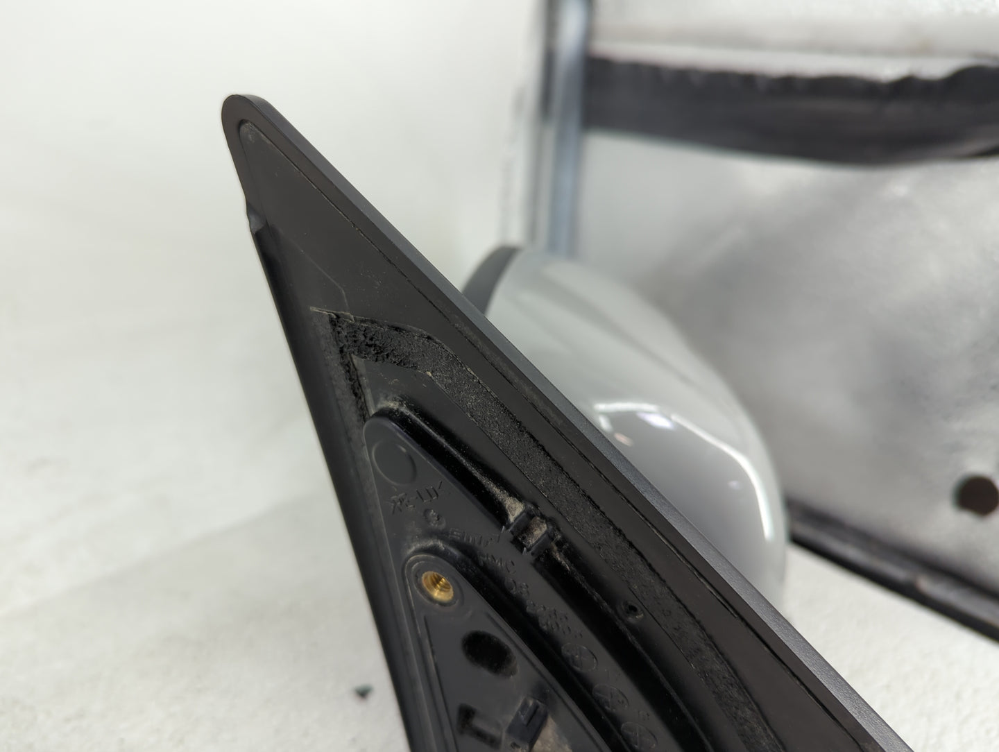 2022 Hyundai Kona Driver Side View Mirror - Left Door Mirror OEM Used - Oemusedautoparts1.com