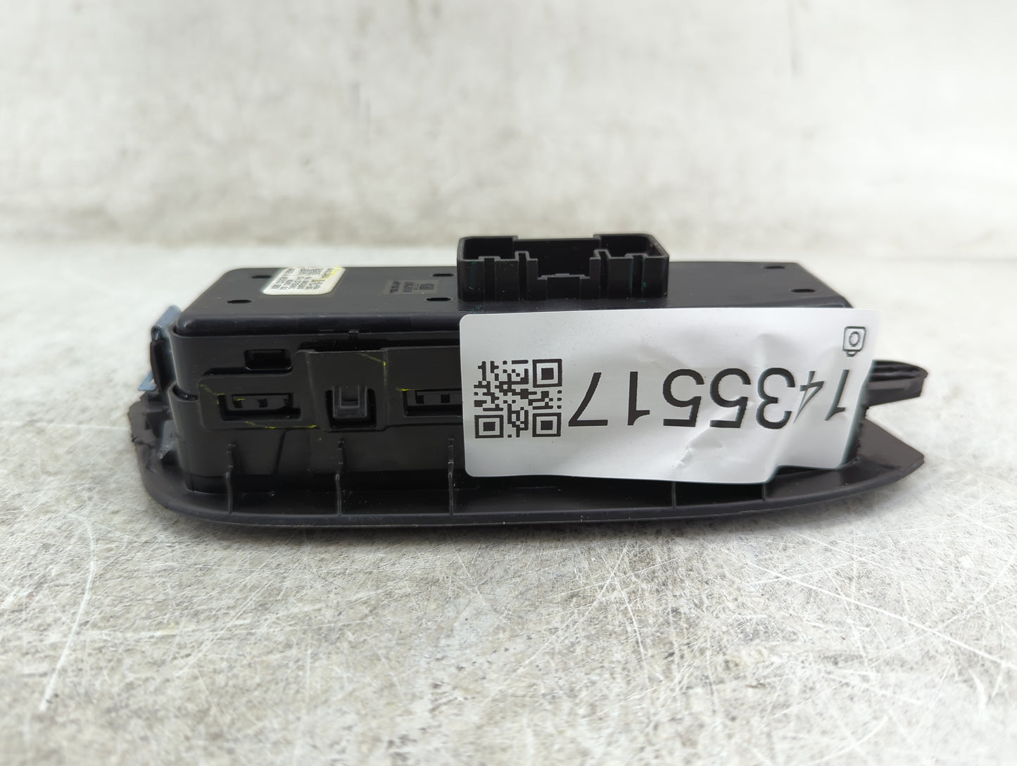 2018-2022 Hyundai Kona Master Power Window Switch Replacement Driver Side Left P/N:84513464 D1A149A Fits OEM Used Auto Parts