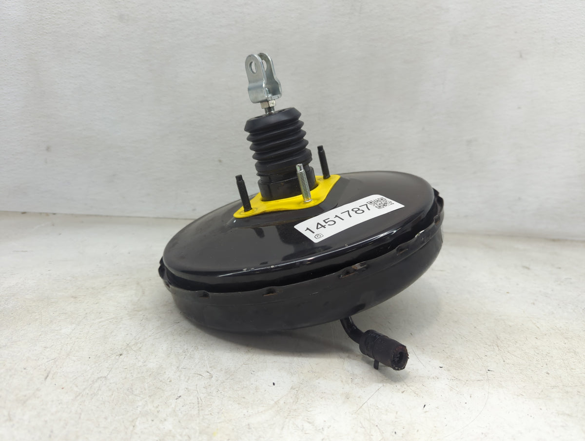 2022-2022 Hyundai Kona Power Brake Booster Oem - Oemusedautoparts1.com