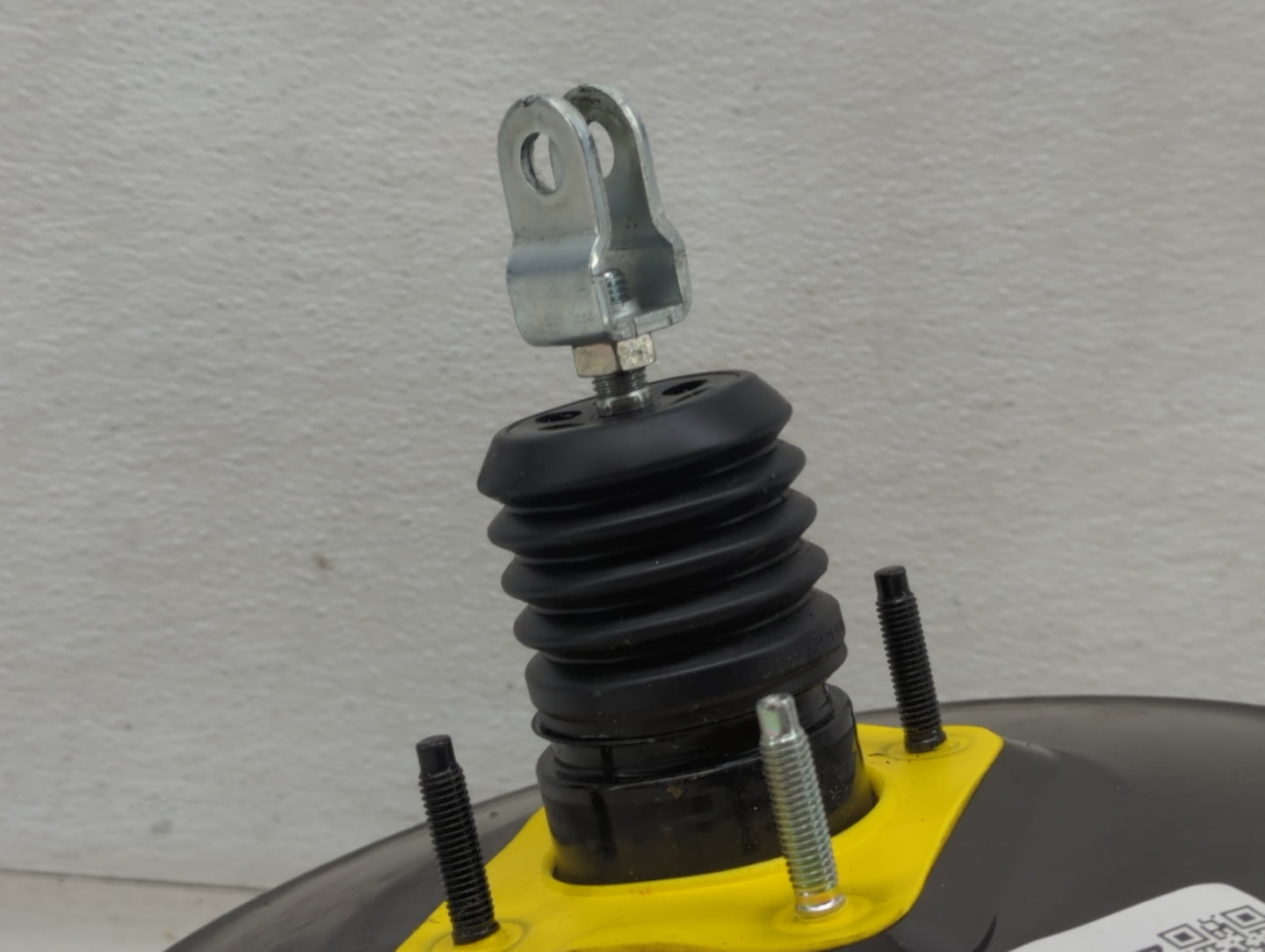 2022-2022 Hyundai Kona Power Brake Booster Oem - Oemusedautoparts1.com