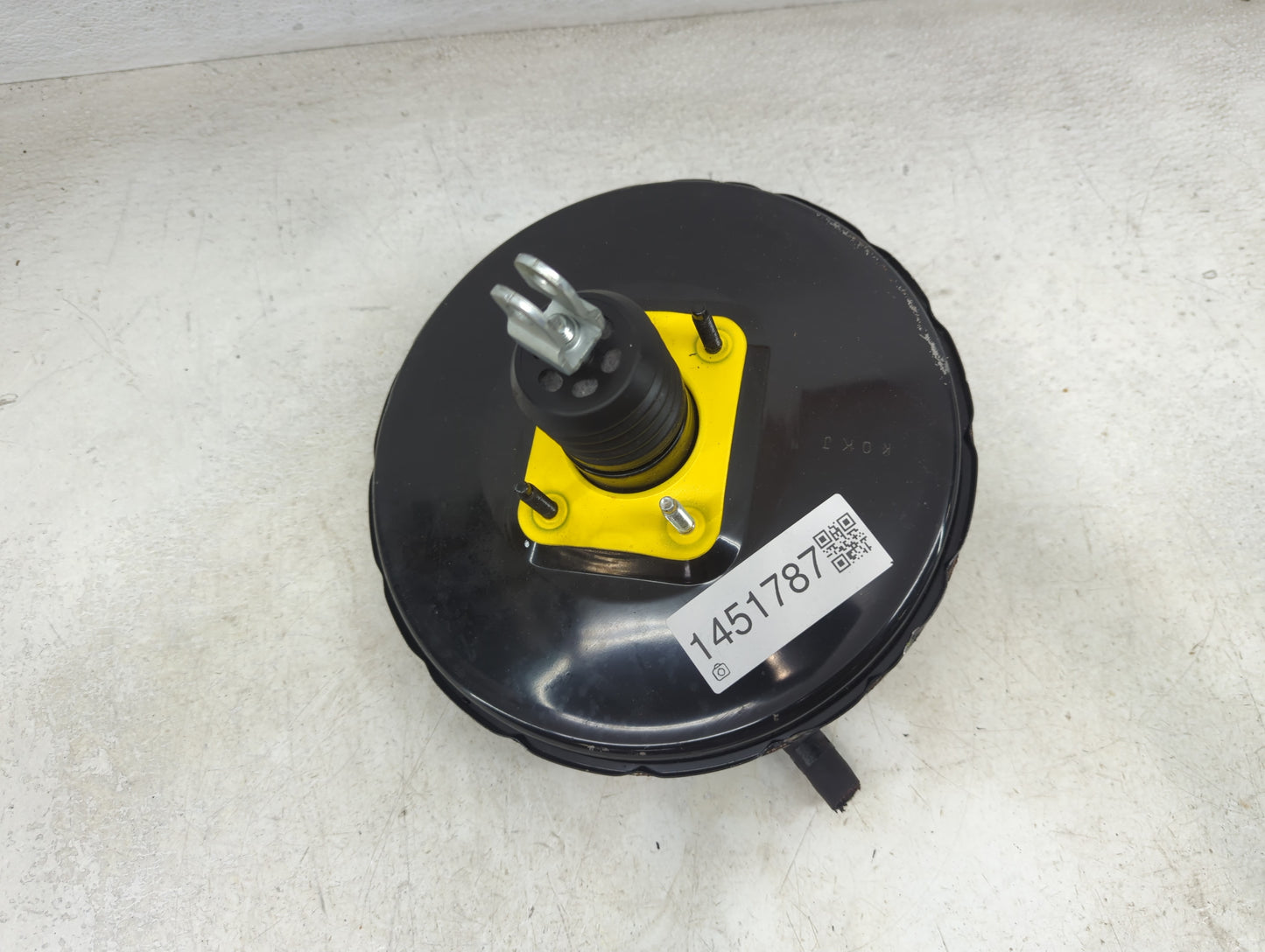 2022-2022 Hyundai Kona Power Brake Booster Oem - Oemusedautoparts1.com