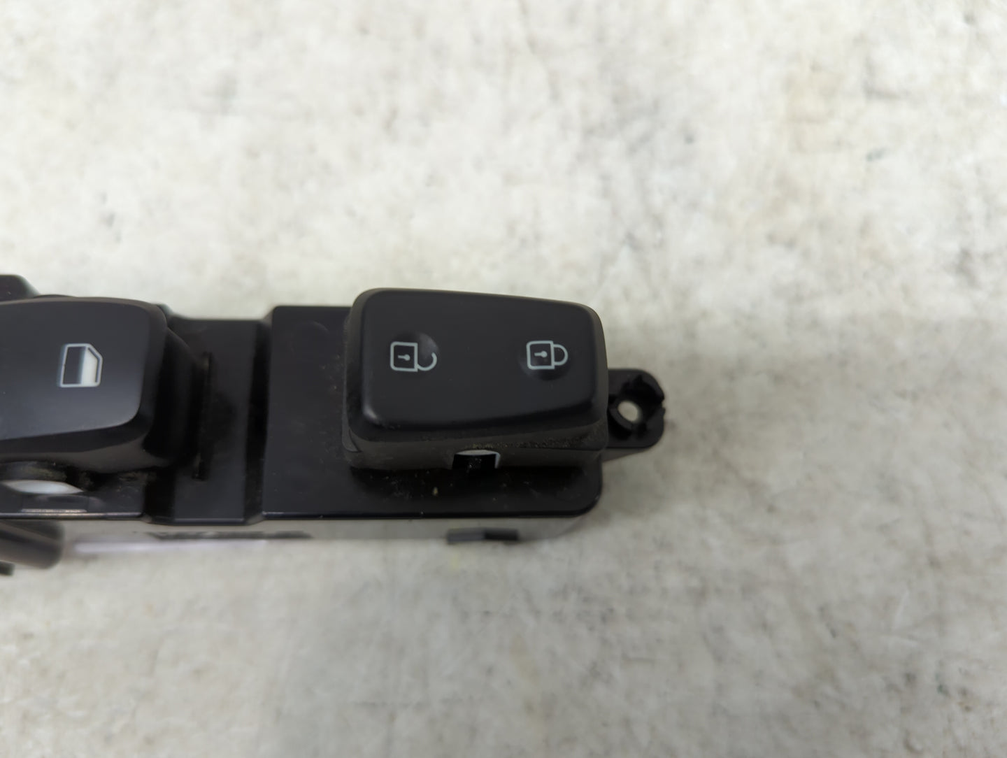 2022 Hyundai Kona Passenger Right Power Window Switch 3c1511-1310 - Oemusedautoparts1.com