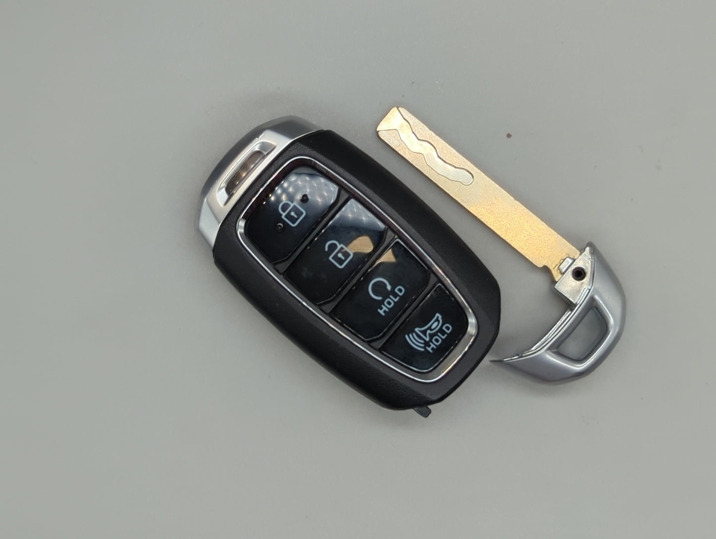 Hyundai Kona Keyless Entry Remote Fob TQ8-FOB-4F43 95440-J9450 4 buttons - Oemusedautoparts1.com