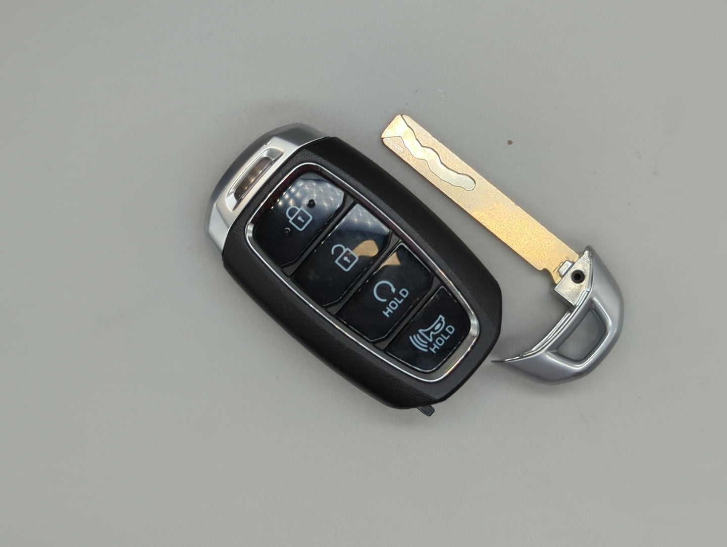 Hyundai Kona Keyless Entry Remote Fob TQ8-FOB-4F43 95440-J9450 4 buttons - Oemusedautoparts1.com