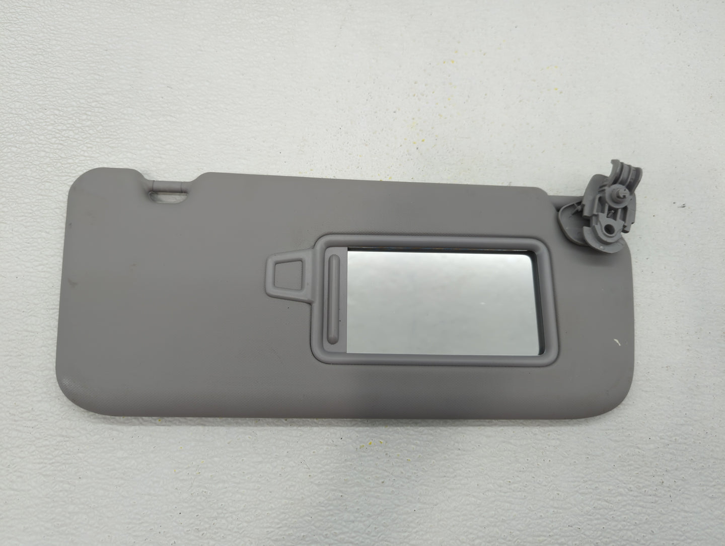2022 Hyundai Kona Sun Visor Shade Replacement Passenger Right Mirror Fits OEM Used Auto Parts - Oemusedautoparts1.com