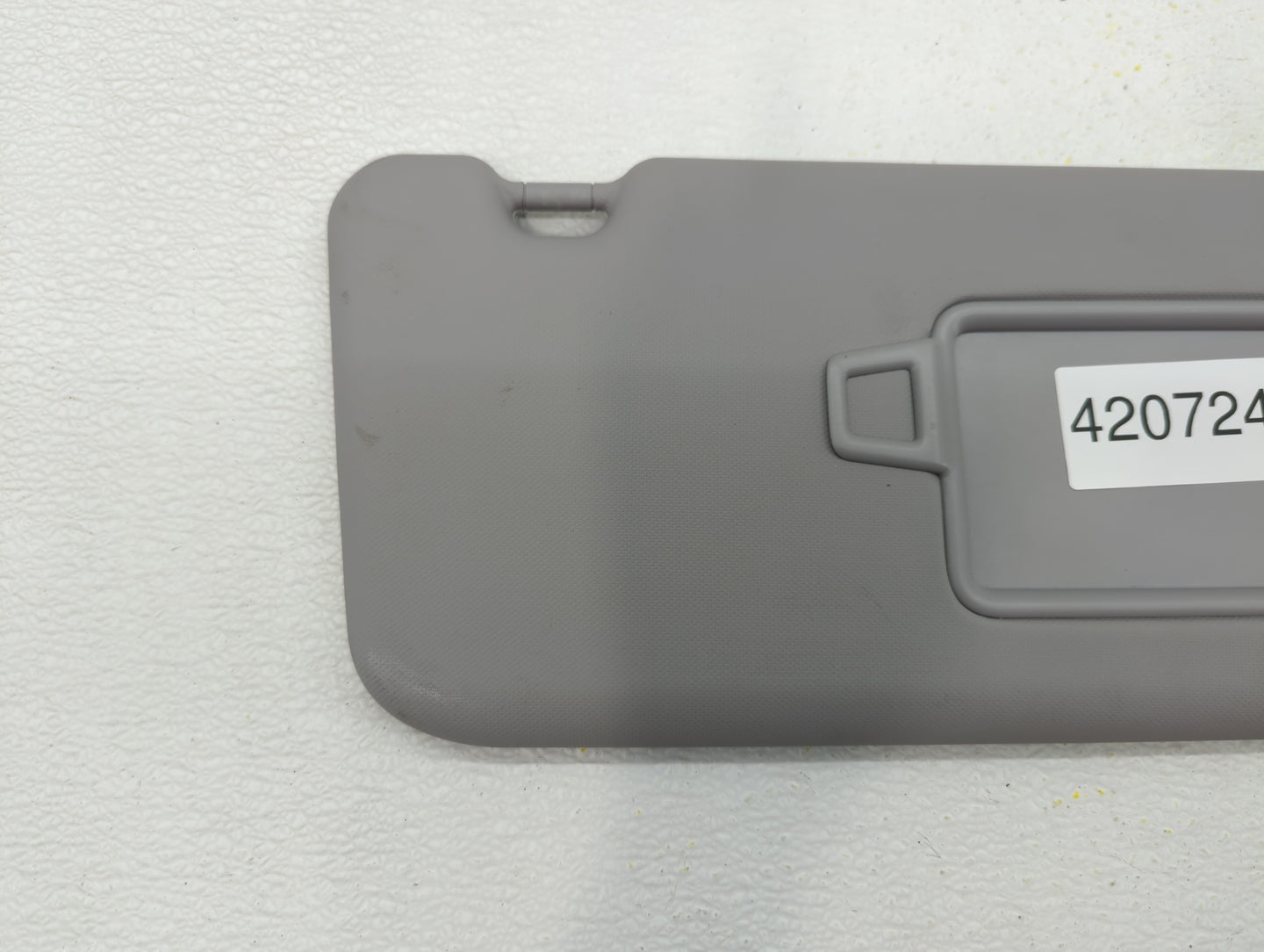 2022 Hyundai Kona Sun Visor Shade Replacement Passenger Right Mirror Fits OEM Used Auto Parts - Oemusedautoparts1.com