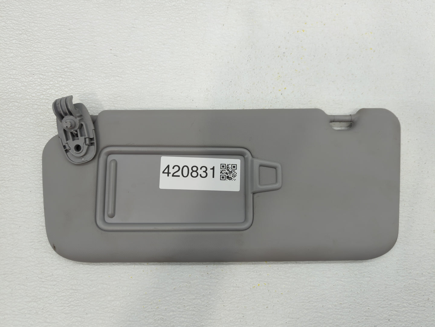 2022 Hyundai Kona Sun Visor Shade Replacement Driver Left Mirror Fits OEM Used Auto Parts - Oemusedautoparts1.com