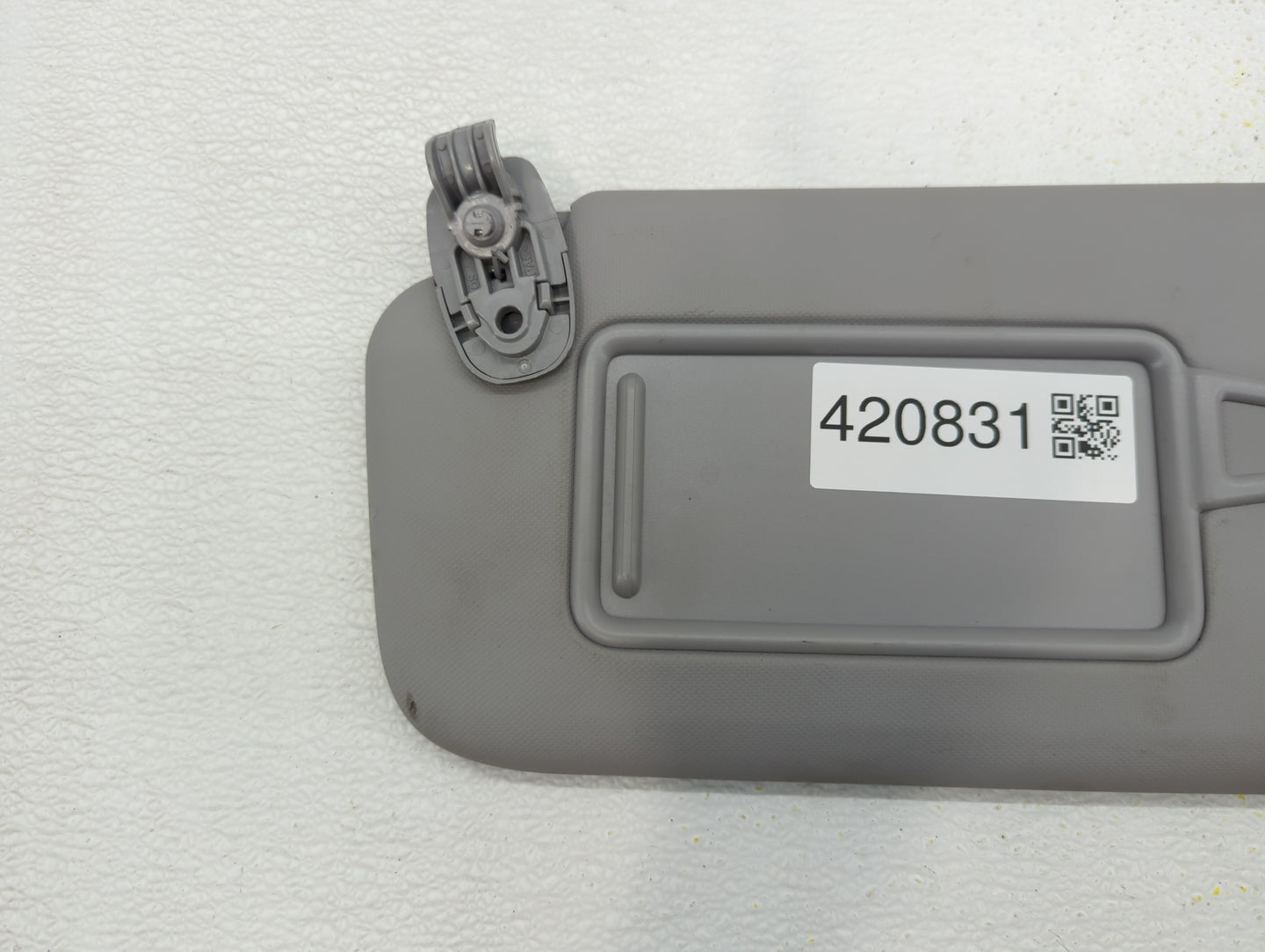 2022 Hyundai Kona Sun Visor Shade Replacement Driver Left Mirror Fits OEM Used Auto Parts - Oemusedautoparts1.com