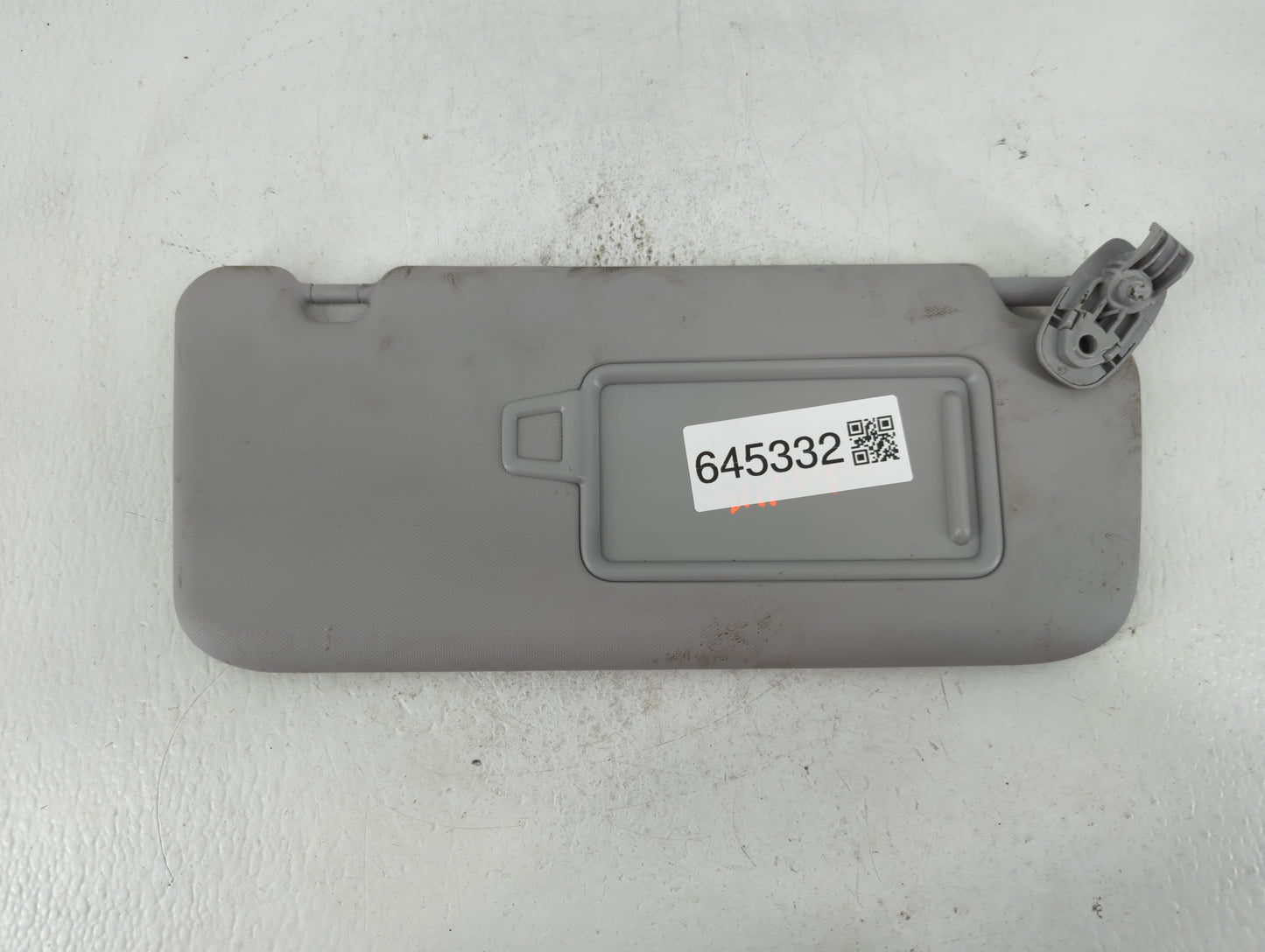 2022 Hyundai Kona Sun Visor Shade Replacement Passenger Right Mirror Fits OEM Used Auto Parts - Oemusedautoparts1.com
