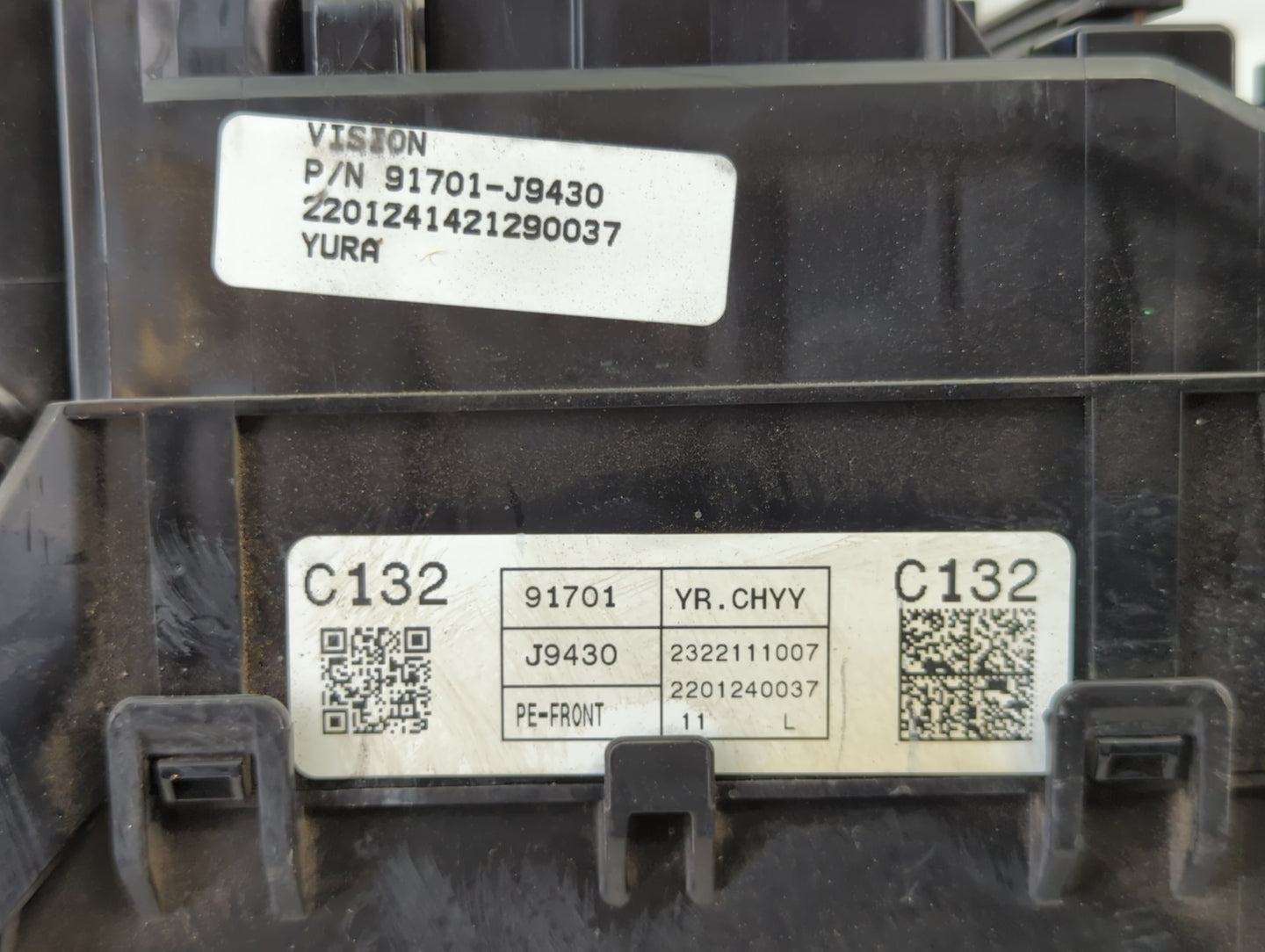 2022 Hyundai Kona Fusebox Fuse Box Panel Relay Module P/N:91701-J9430 Fits OEM Used Auto Parts - Oemusedautoparts1.com