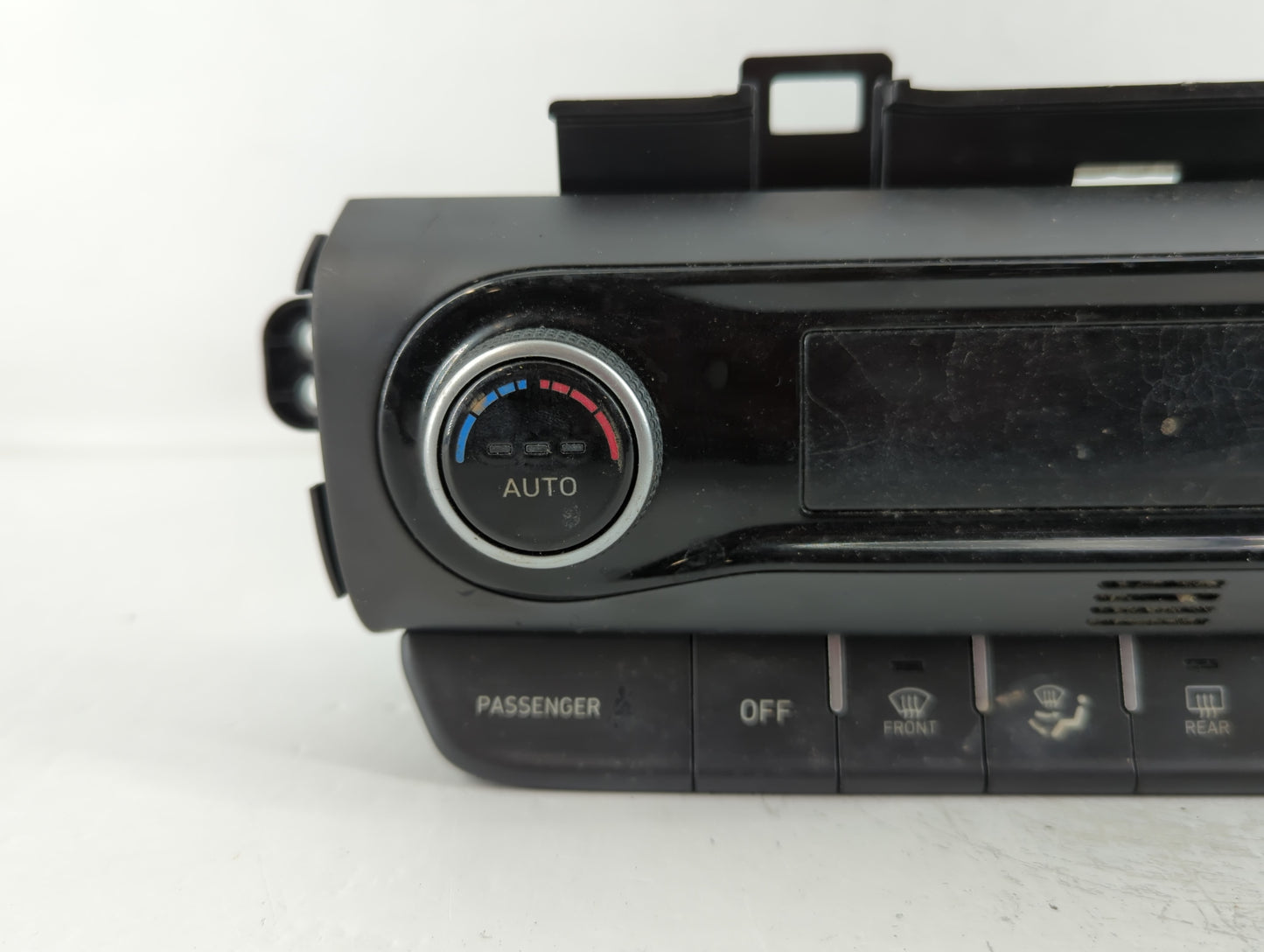 2022 Hyundai Kona Climate Control Module Temperature AC/Heater Replacement P/N:C20038-8450 97250-J9DT0 Fits OEM Used Auto Pa