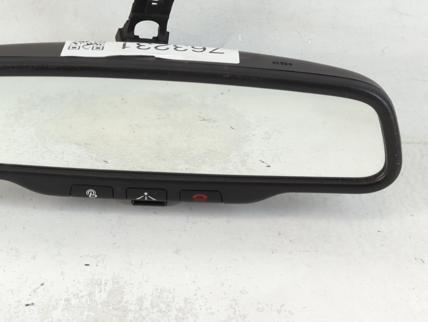 2022 Hyundai Kona Interior Rear View Mirror Replacement OEM P/N:E13049899 Fits Fits 2020 2021 2023 OEM Used Auto Parts - Oem