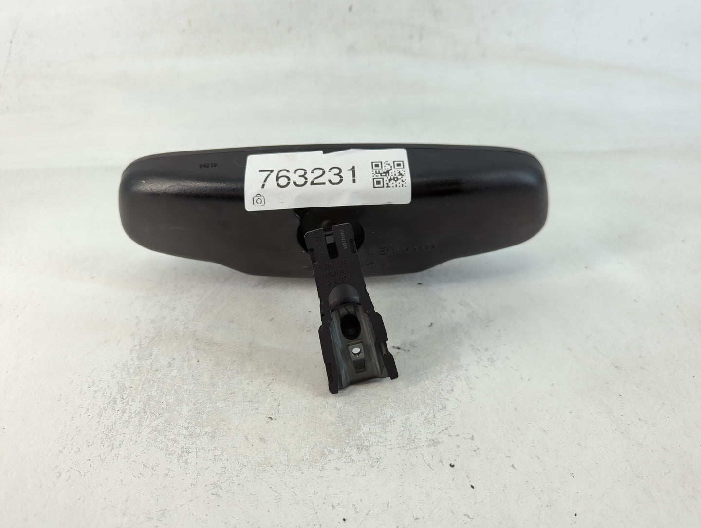 2022 Hyundai Kona Interior Rear View Mirror Replacement OEM P/N:E13049899 Fits Fits 2020 2021 2023 OEM Used Auto Parts - Oem