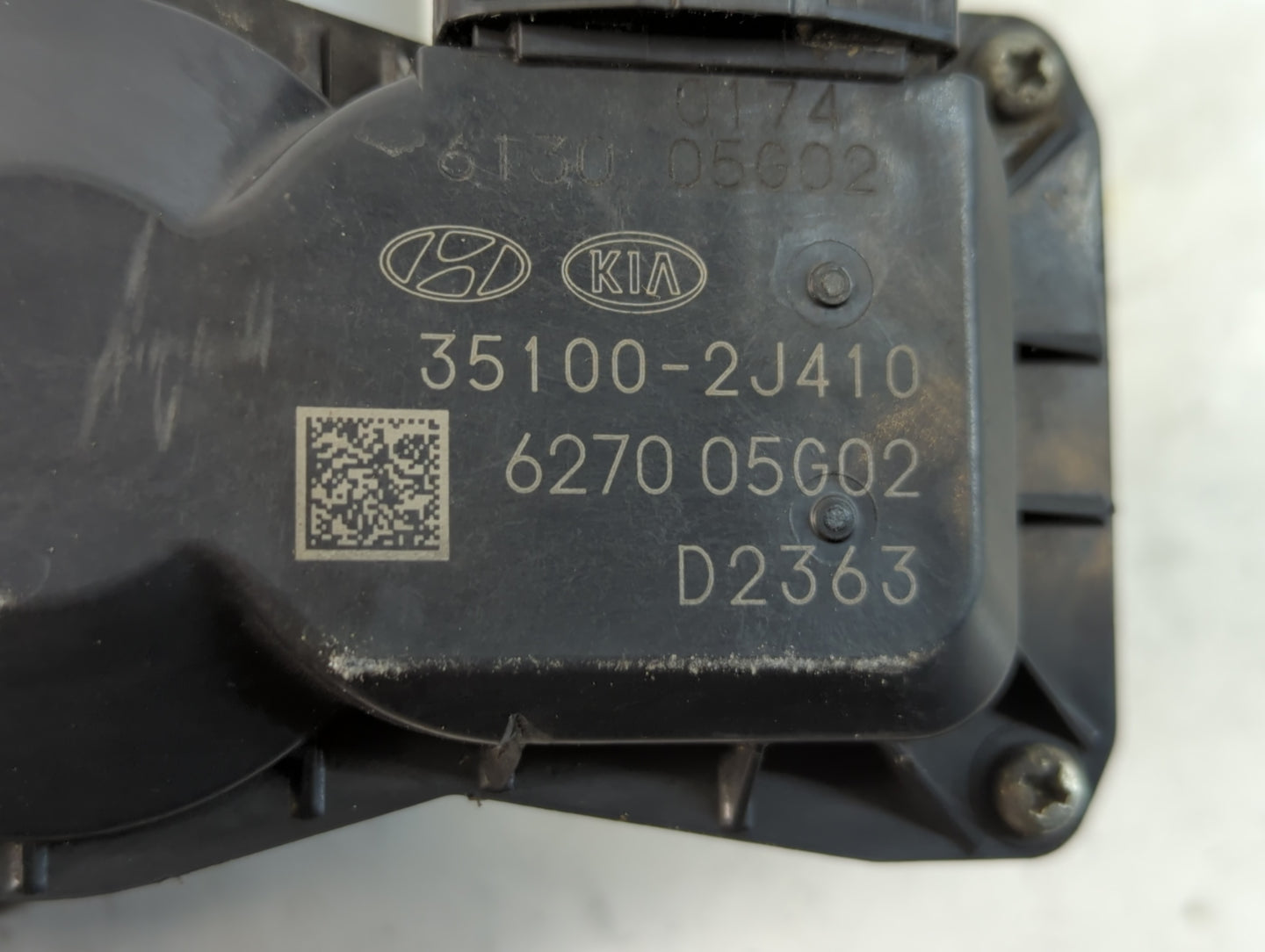2022 Hyundai Kona Throttle Body P/N:35100-2J410 Fits Fits 2020 2021 2023 OEM Used Auto Parts - Oemusedautoparts1.com
