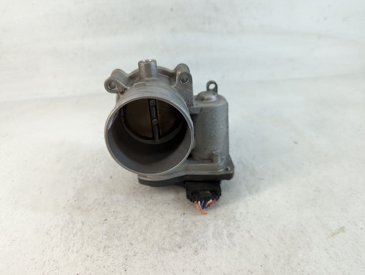 2022 Hyundai Kona Throttle Body P/N:35100-2J410 Fits Fits 2021 OEM Used Auto Parts - Oemusedautoparts1.com