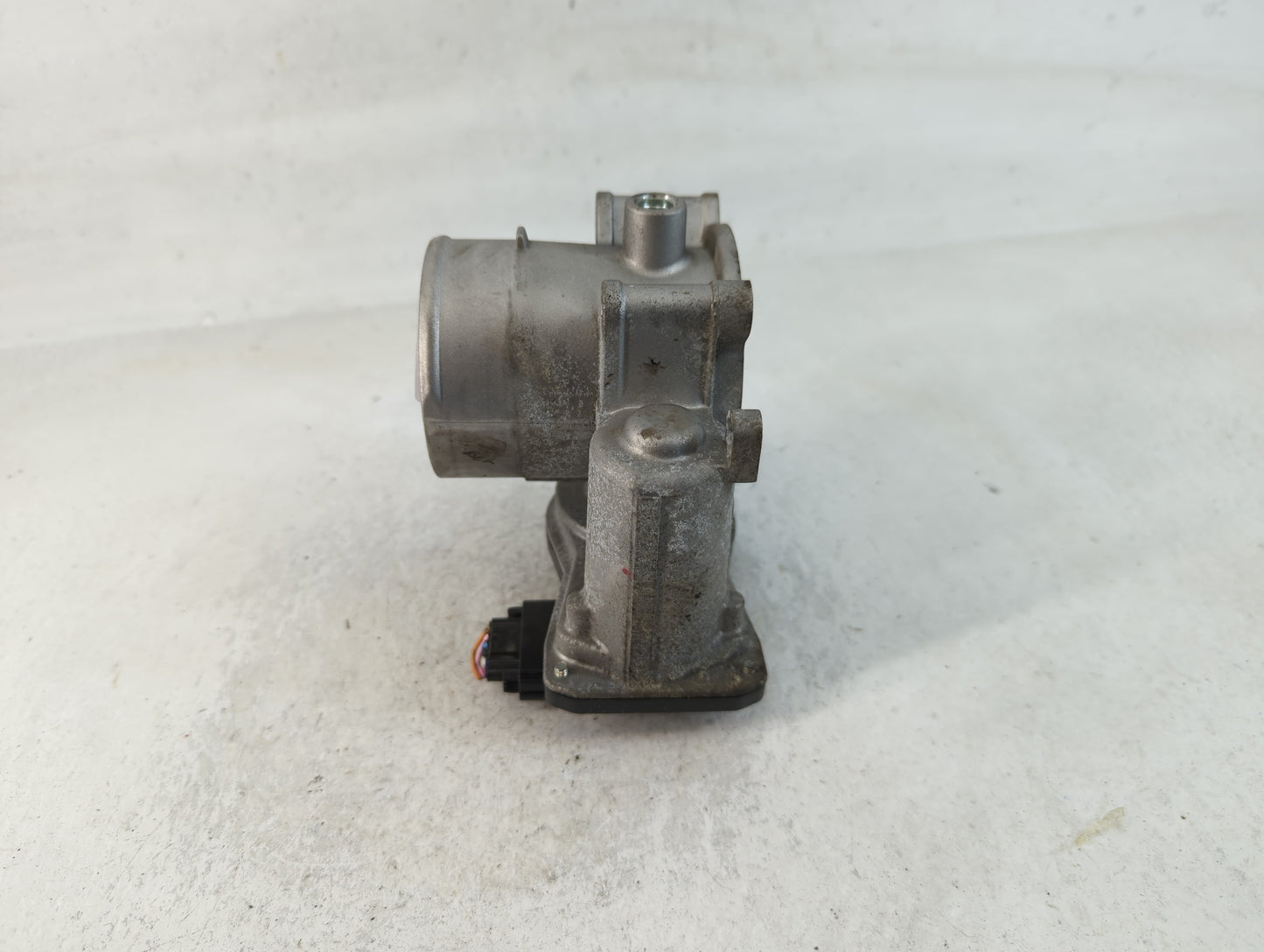 2022 Hyundai Kona Throttle Body P/N:35100-2J410 Fits Fits 2021 OEM Used Auto Parts - Oemusedautoparts1.com