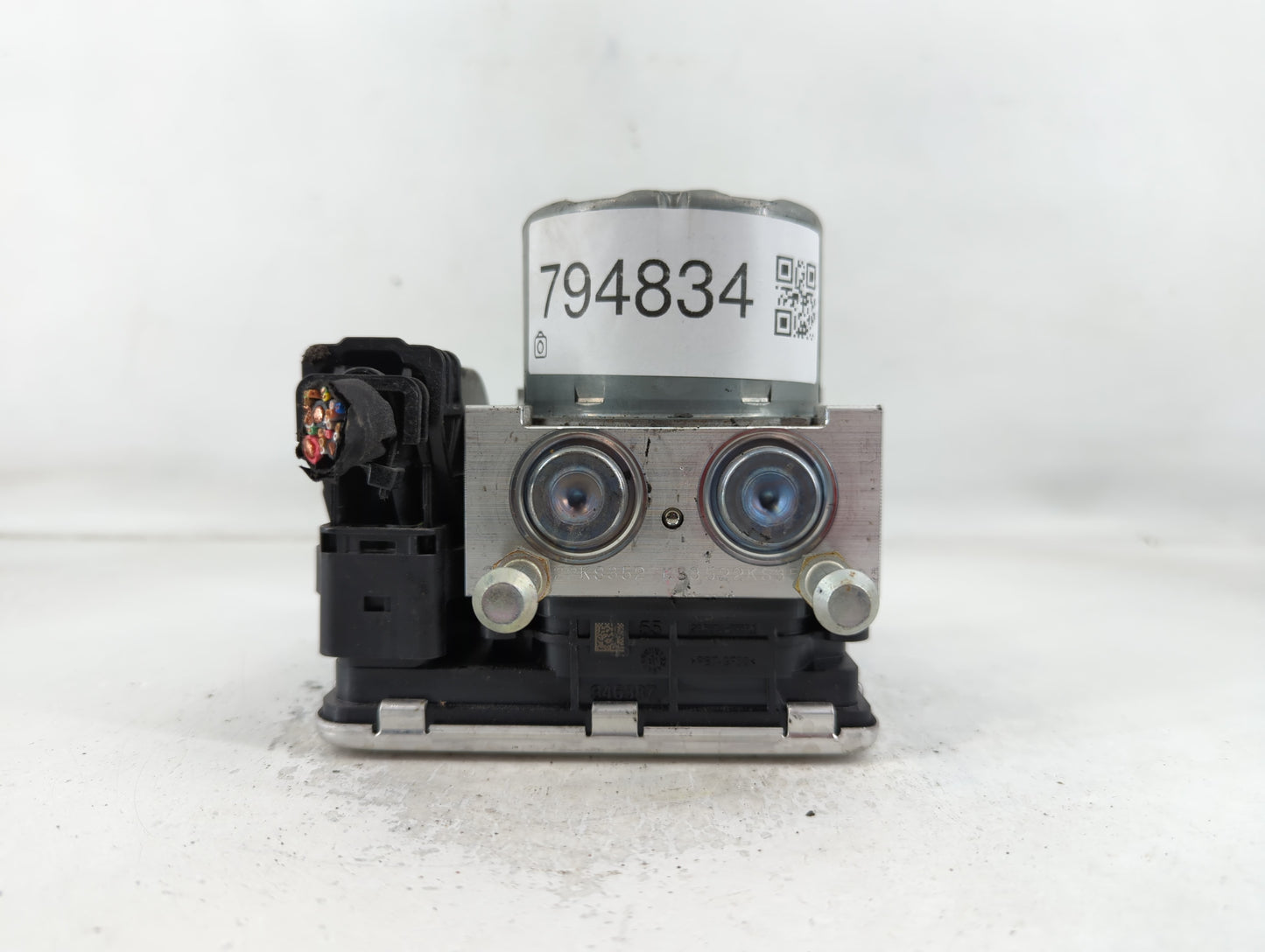 2022 Hyundai Kona ABS Pump Control Module Replacement P/N:58900-J9300 Fits OEM Used Auto Parts - Oemusedautoparts1.com