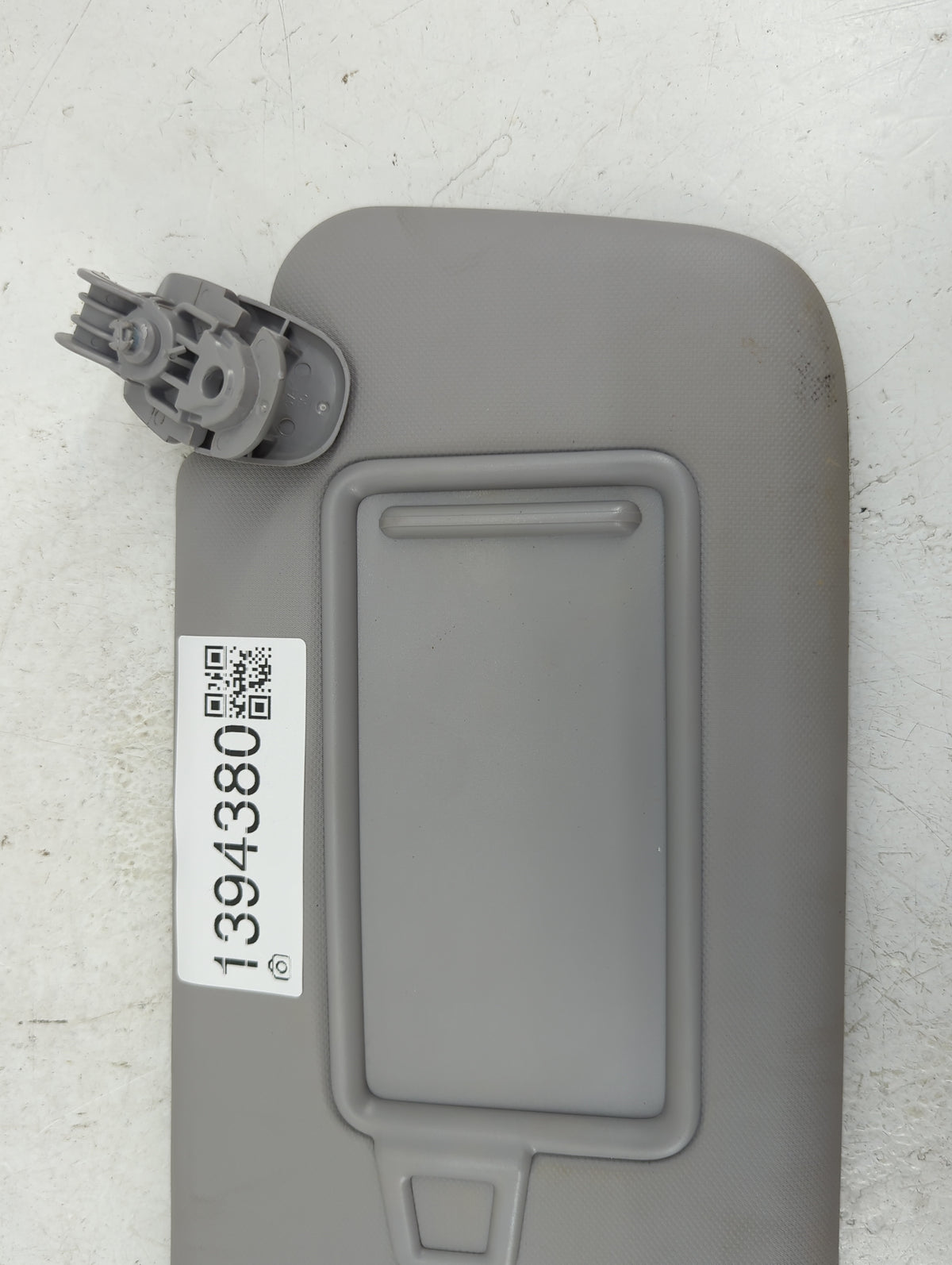 2022 Hyundai Kona Electric Sun Visor Shade Replacement Passenger Right Mirror Fits OEM Used Auto Parts - Oemusedautoparts1.c