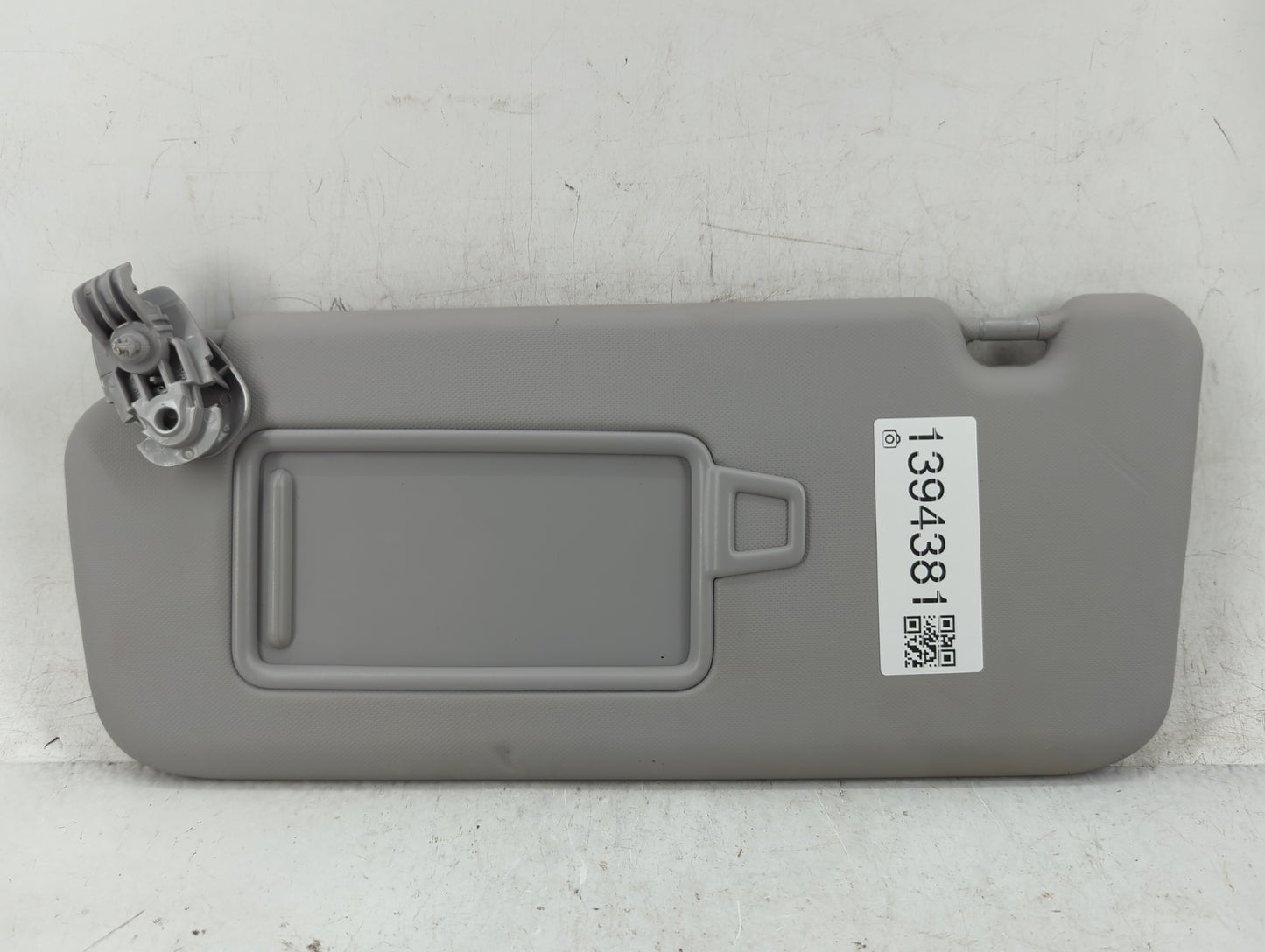2022 Hyundai Kona Electric Sun Visor Shade Replacement Driver Left Mirror Fits OEM Used Auto Parts - Oemusedautoparts1.com