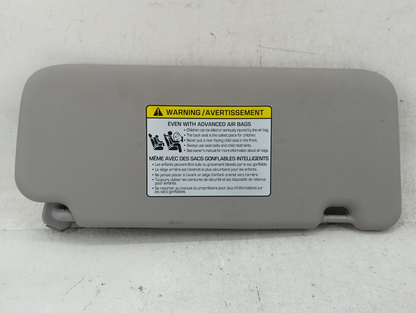 2022 Hyundai Kona Electric Sun Visor Shade Replacement Driver Left Mirror Fits OEM Used Auto Parts - Oemusedautoparts1.com