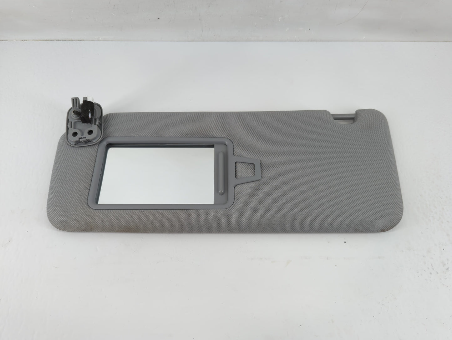 2020-2022 Hyundai Palisade Sun Visor Shade Replacement Driver Left Mirror Fits Fits 2020 2021 2022 OEM Used Auto Parts - Oem