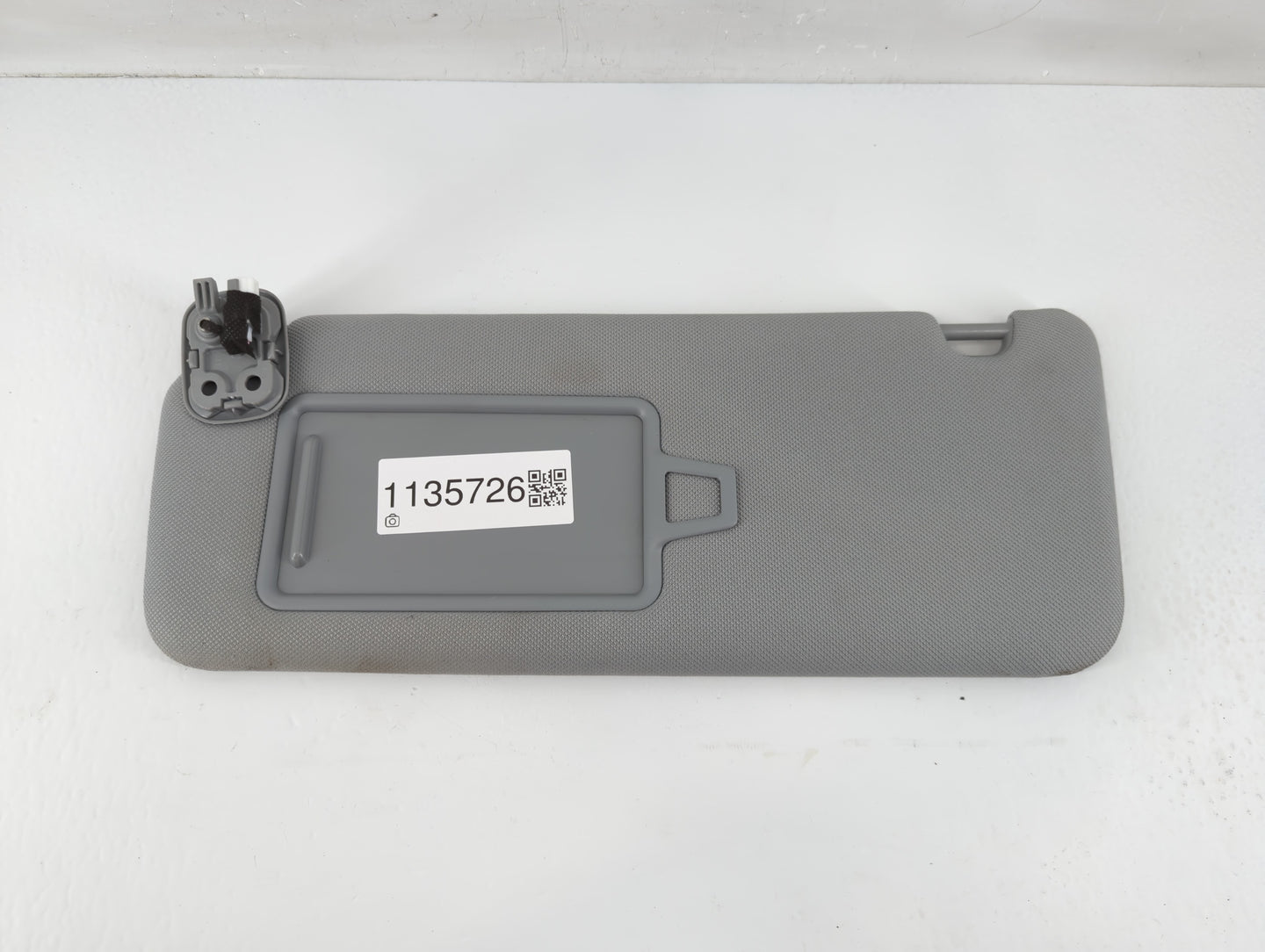 2020-2022 Hyundai Palisade Sun Visor Shade Replacement Driver Left Mirror Fits Fits 2020 2021 2022 OEM Used Auto Parts - Oem