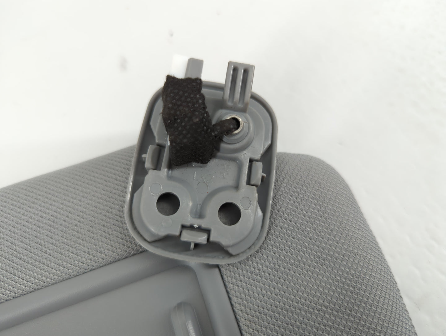 2020-2022 Hyundai Palisade Sun Visor Shade Replacement Passenger Right Mirror Fits Fits 2020 2021 2022 OEM Used Auto Parts -