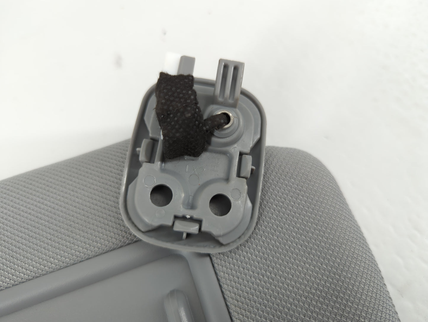 2020-2022 Hyundai Palisade Sun Visor Shade Replacement Passenger Right Mirror Fits Fits 2020 2021 2022 OEM Used Auto Parts -