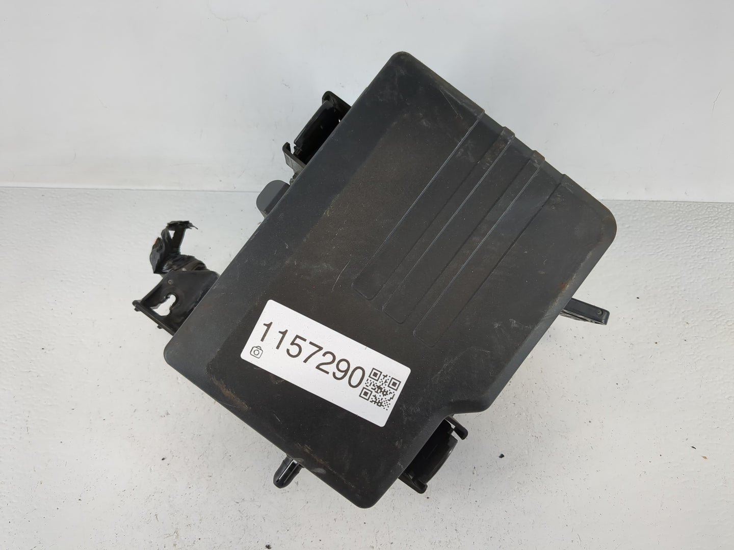2020-2022 Hyundai Palisade Fusebox Fuse Box Panel Relay Module P/N:91956-S8021 Fits Fits 2020 2021 2022 OEM Used Auto Parts 