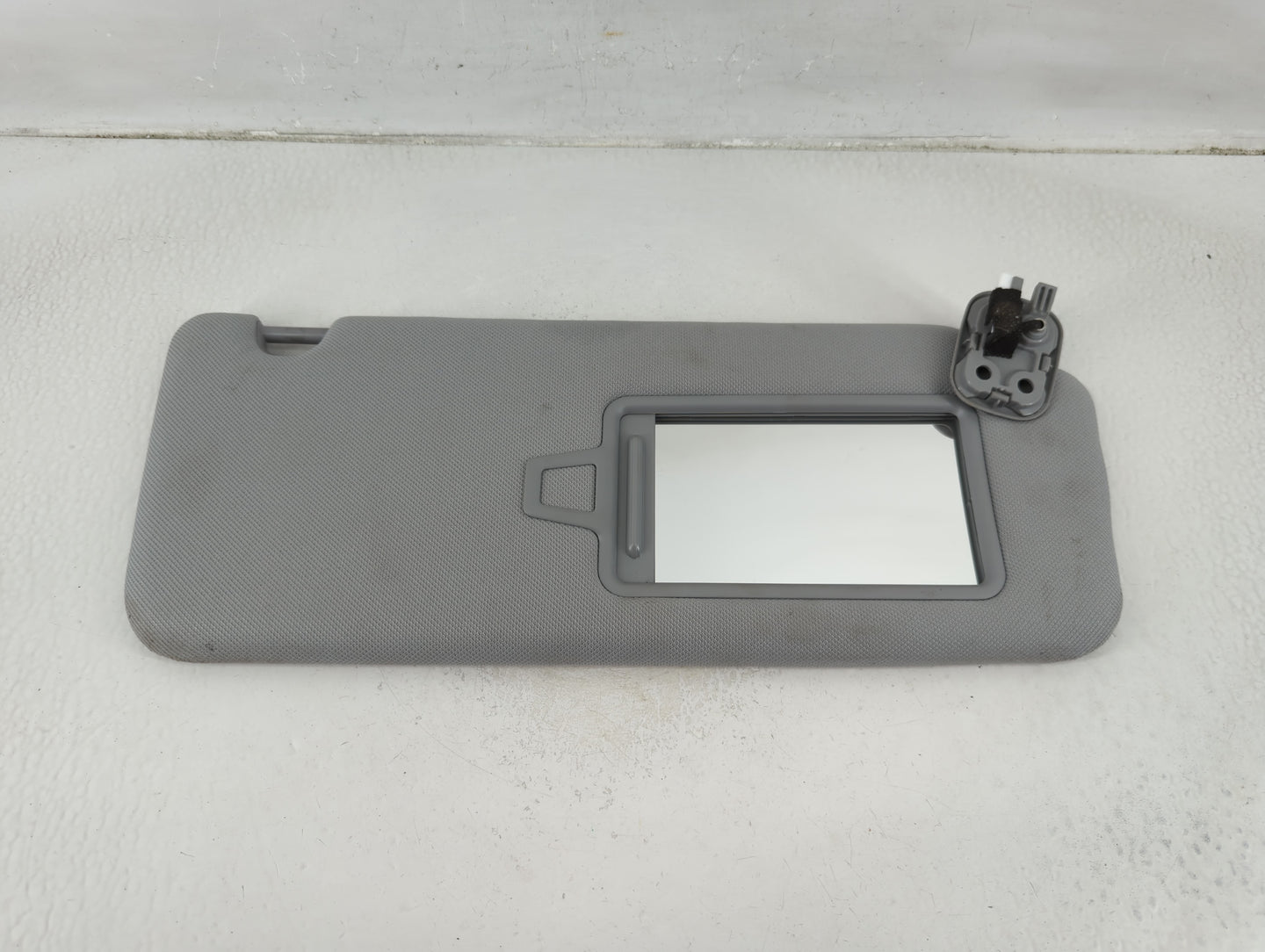 2020-2022 Hyundai Palisade Sun Visor Shade Replacement Passenger Right Mirror Fits Fits 2020 2021 2022 OEM Used Auto Parts -