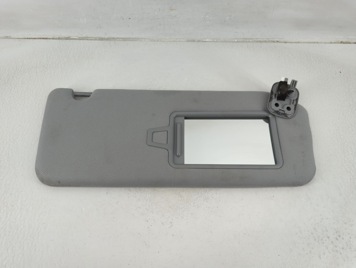 2020-2022 Hyundai Palisade Sun Visor Shade Replacement Passenger Right Mirror Fits Fits 2020 2021 2022 OEM Used Auto Parts -