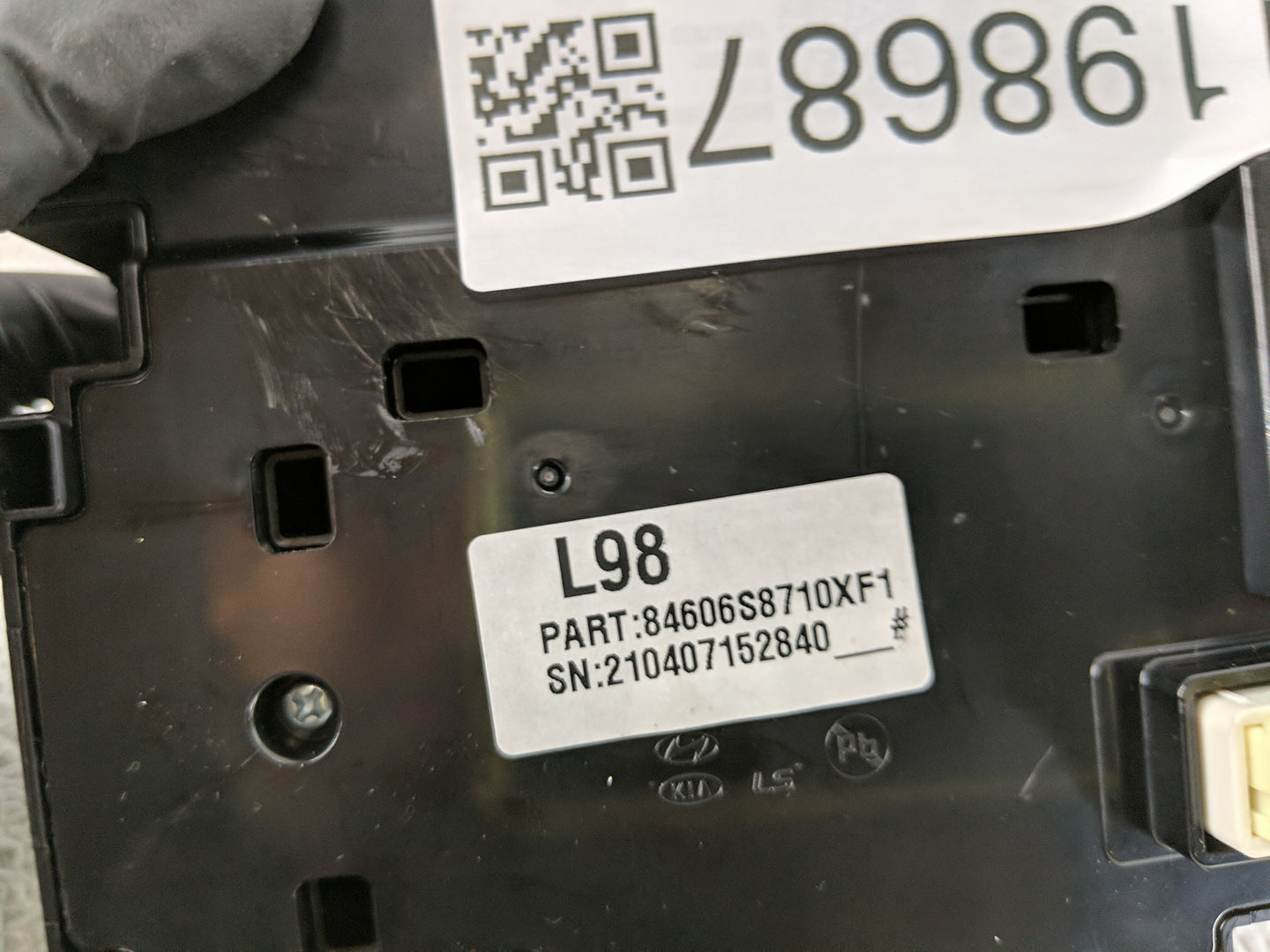 2020-2022 Hyundai Palisade Climate Control Module Temperature AC/Heater Replacement P/N:84606S8710XF1 Fits Fits 2020 2021 20