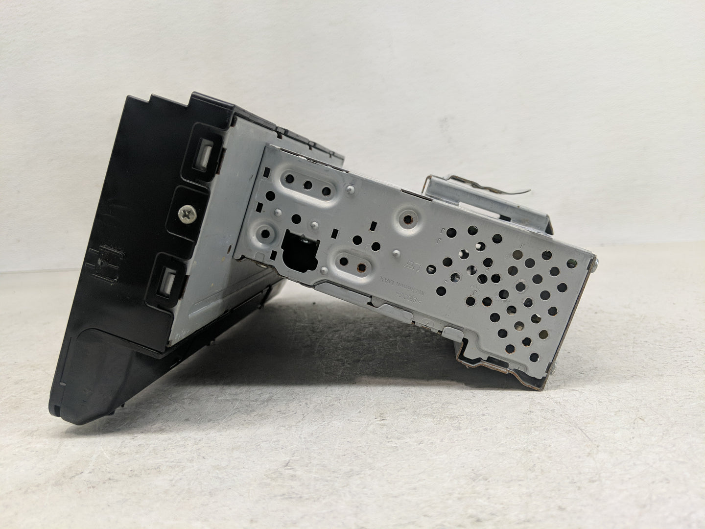 2022 Hyundai Palisade Radio AM FM Cd Player Receiver Replacement P/N:96560-S8760 Fits OEM Used Auto Parts - Oemusedautoparts