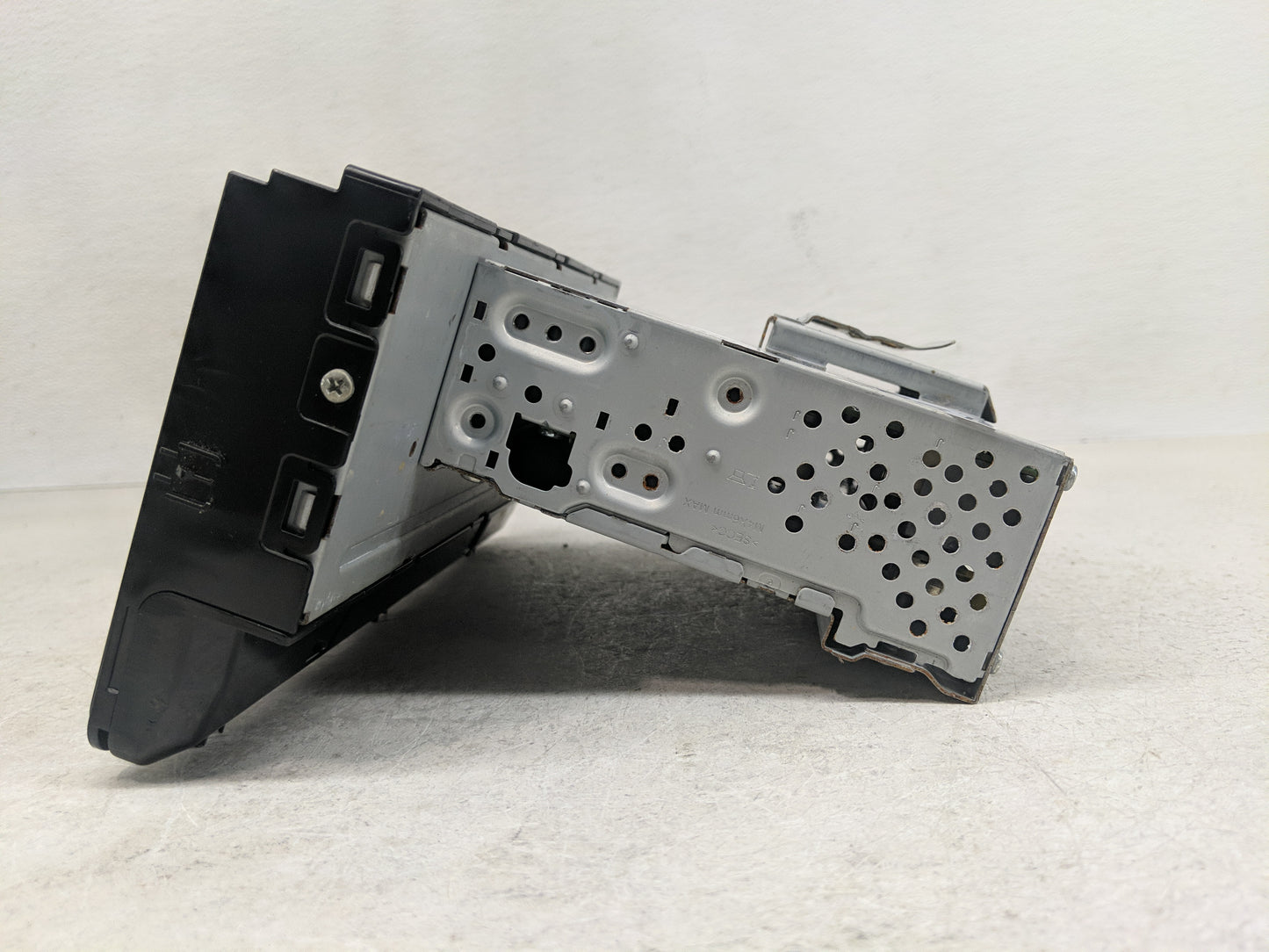 2022 Hyundai Palisade Radio AM FM Cd Player Receiver Replacement P/N:96560-S8760 Fits OEM Used Auto Parts - Oemusedautoparts